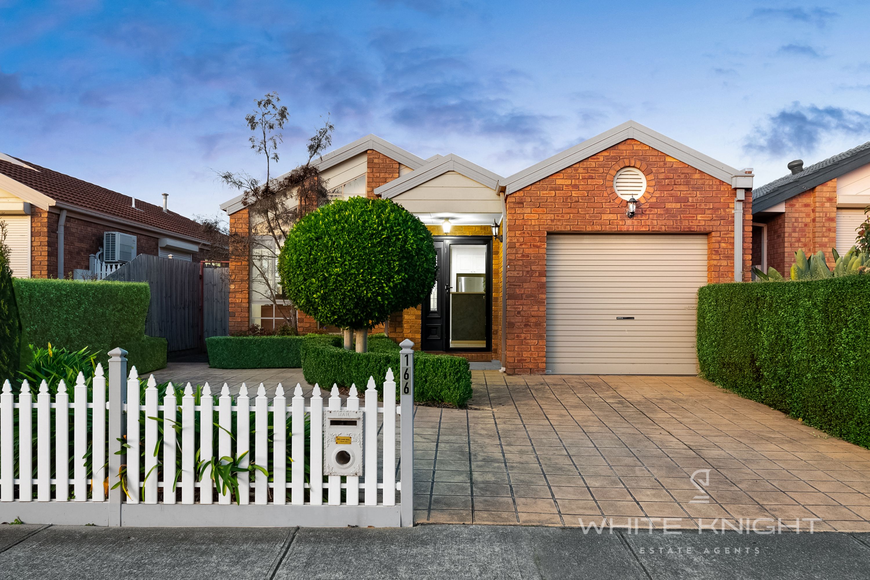 166 Copernicus Way, Keilor Downs VIC 3038, Keilor Downs - Thumbnail 2