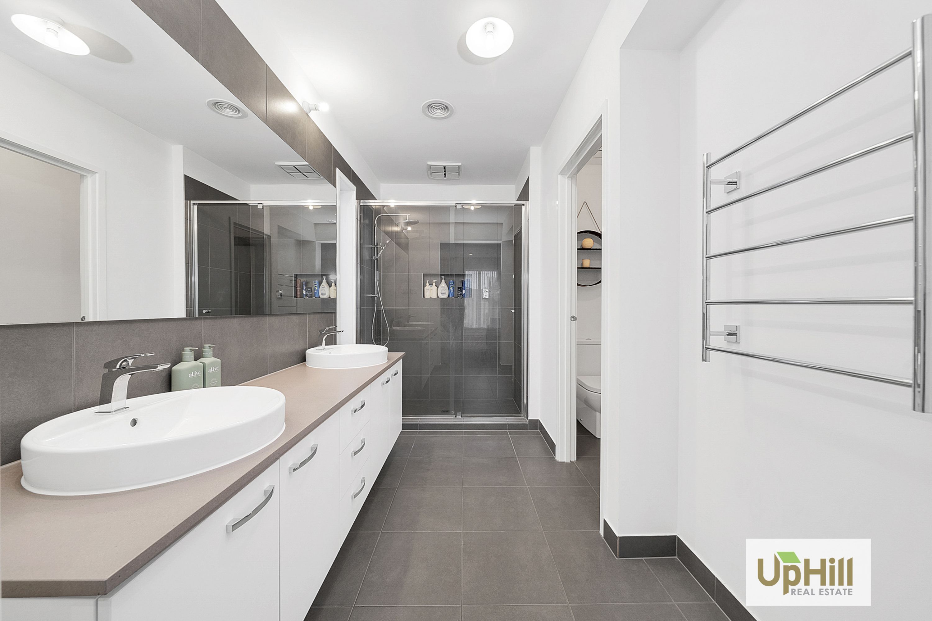 36 Bellhaven Circuit, Clyde North - Thumbnail 4