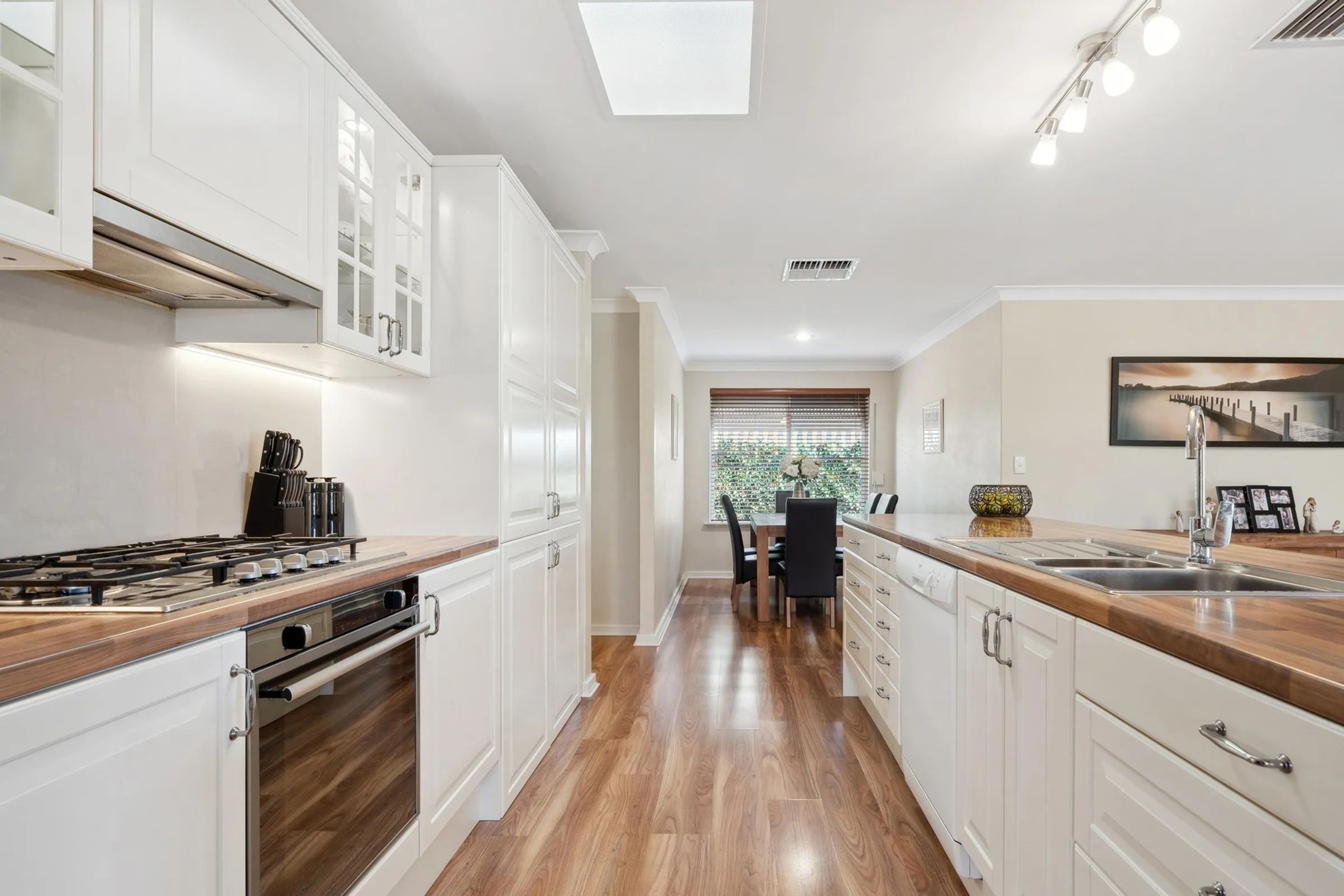 31 Regal Drive, Thornlie, Thornlie - Thumbnail 4