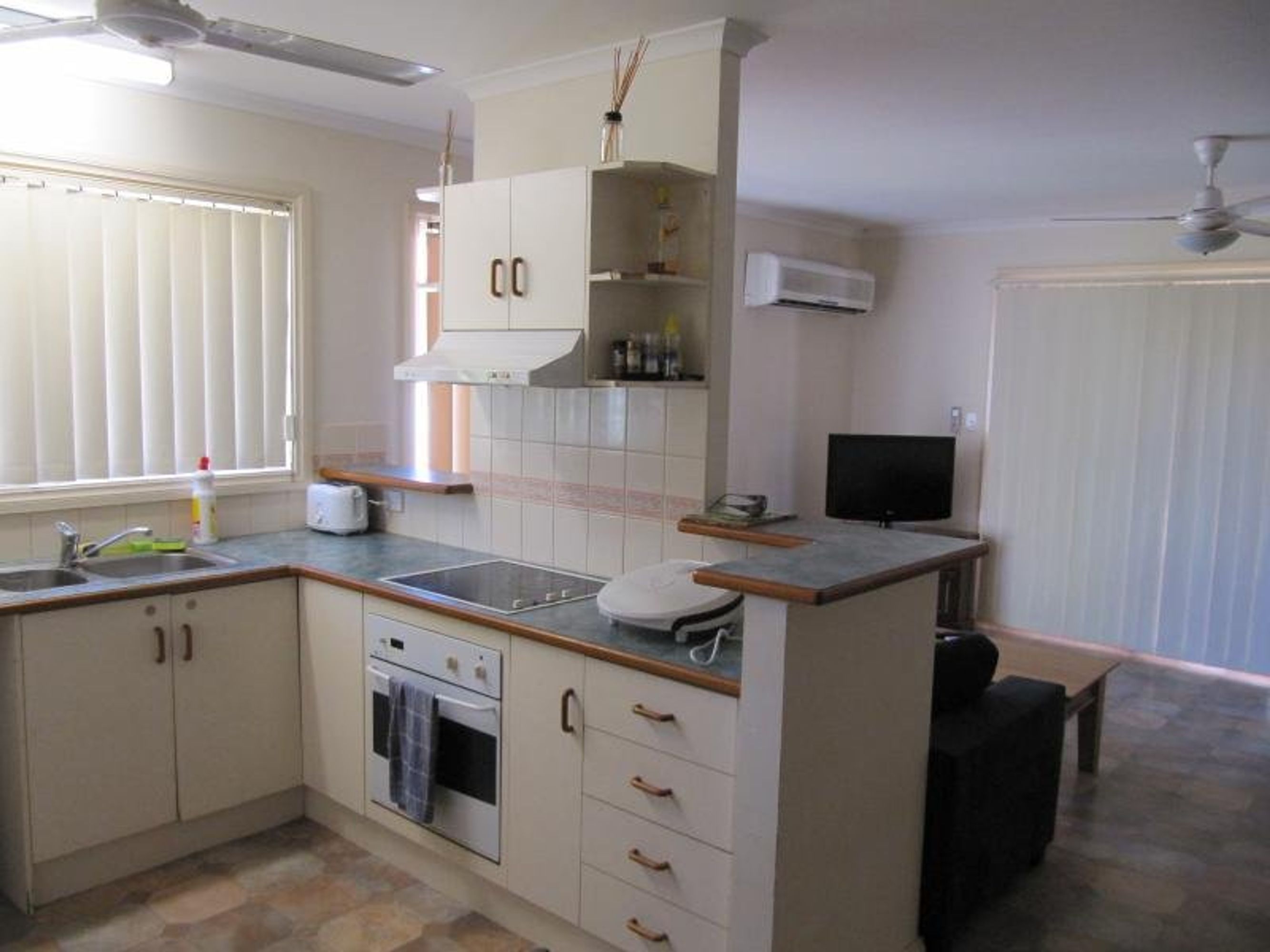 10/25-35 Egret Crescent, South Hedland, South Hedland - Thumbnail 5