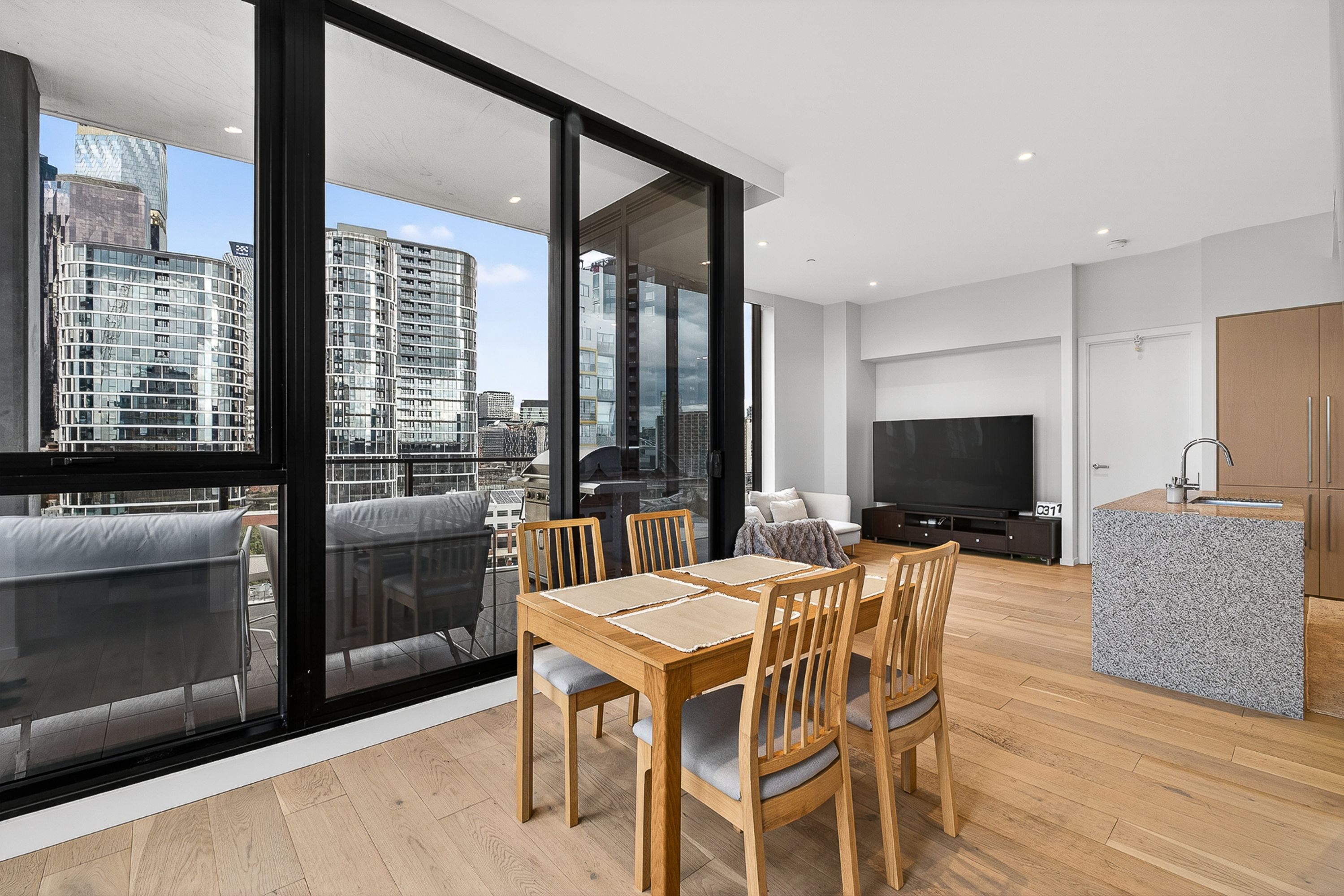 1002/10 Wominjeka Walk, West Melbourne, West Melbourne - Thumbnail 8