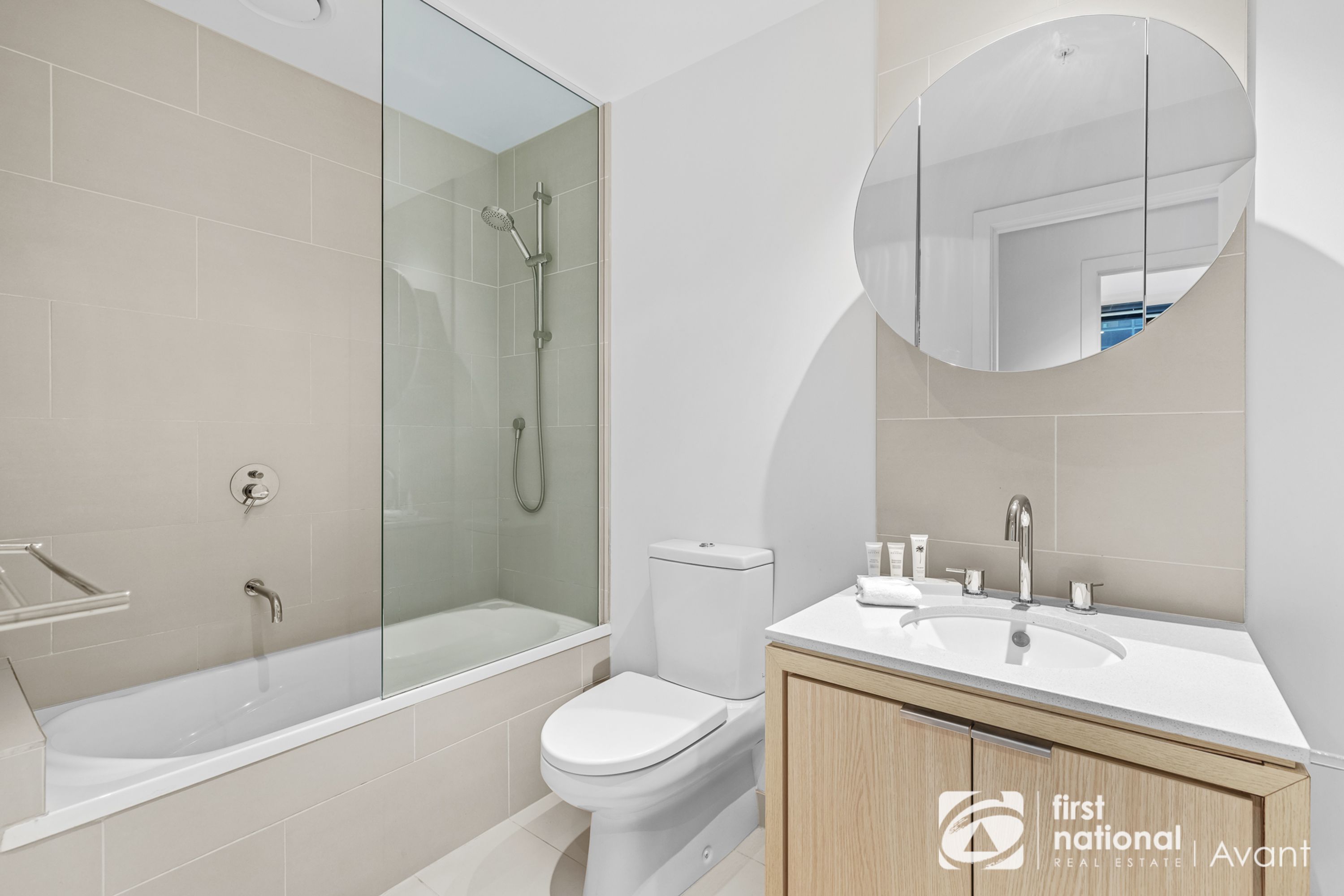 2104/133-139 City Road, Southbank - Thumbnail 6