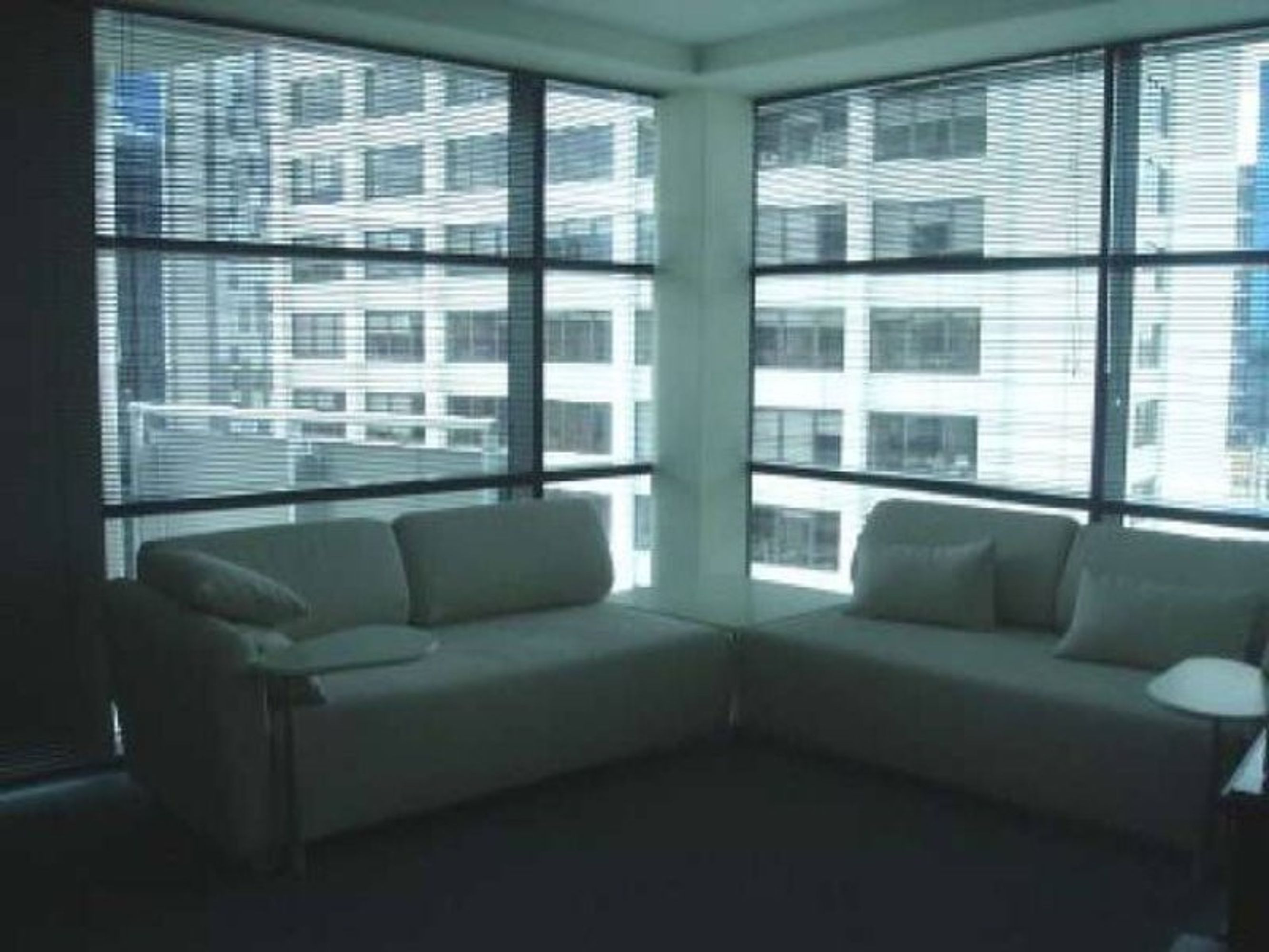 1318/139 Lonsdale Street, Melbourne - Thumbnail 3