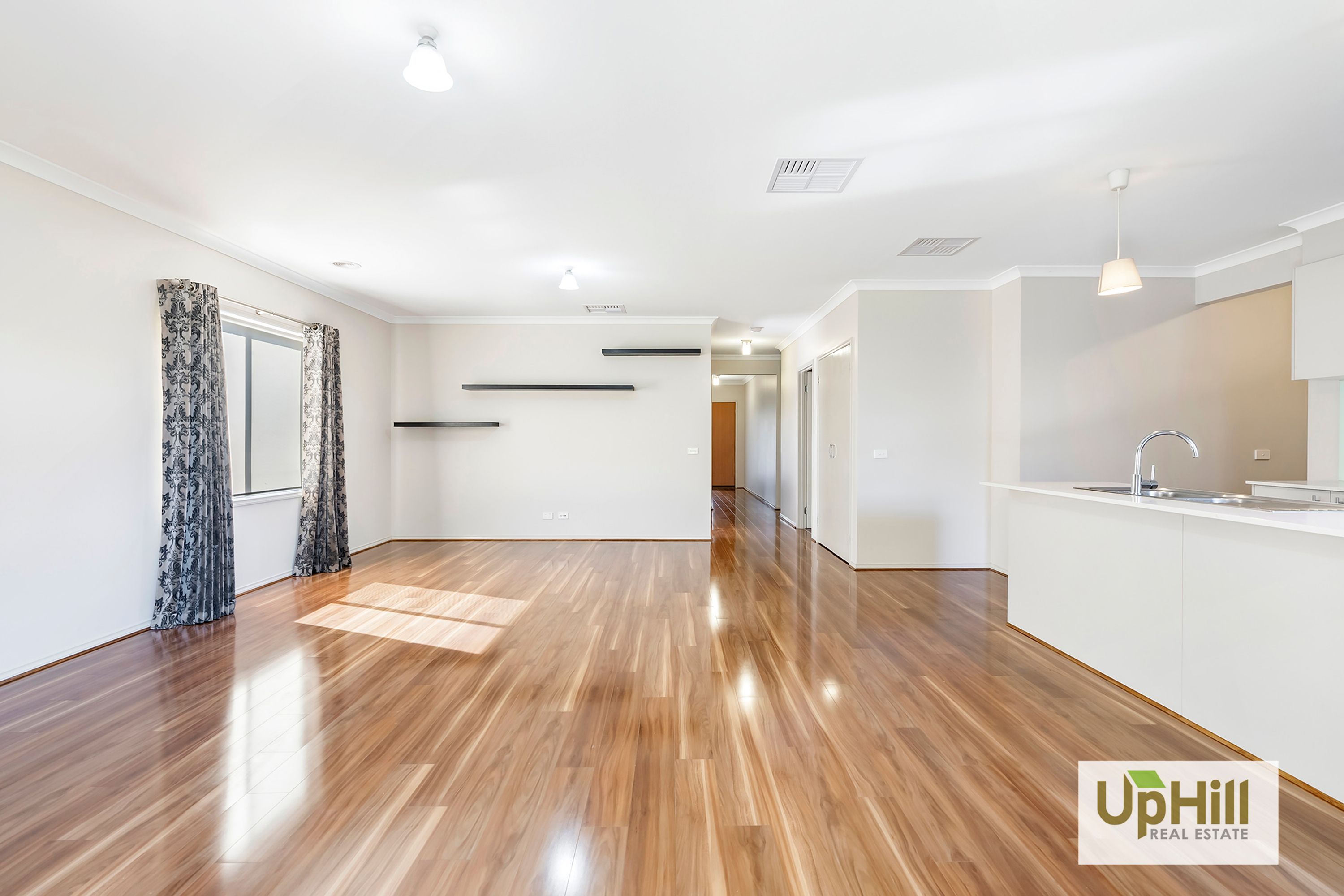 4 Salerno Way, Clyde North - Thumbnail 3