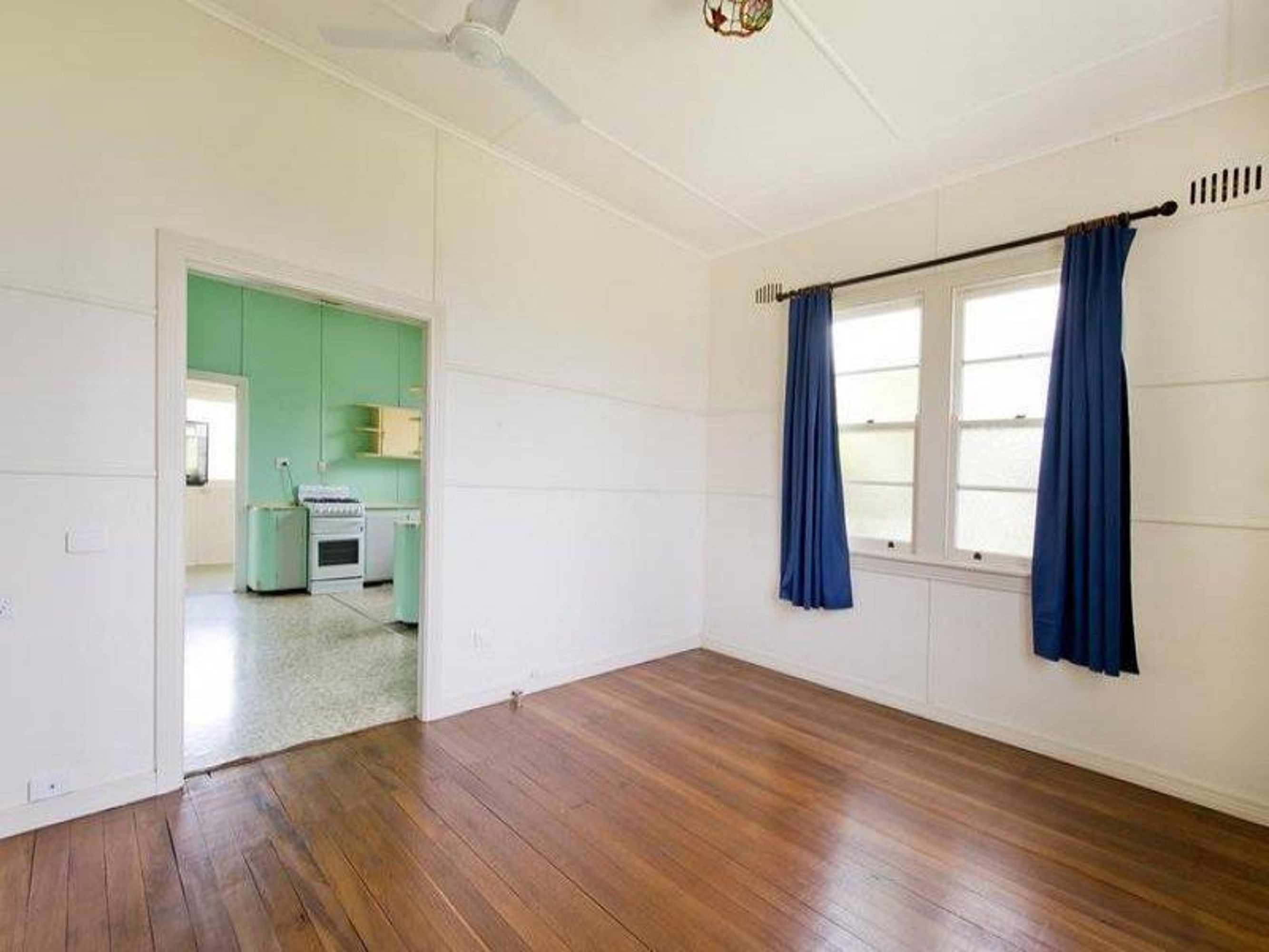 323 Powell Street, Grafton - Thumbnail 5