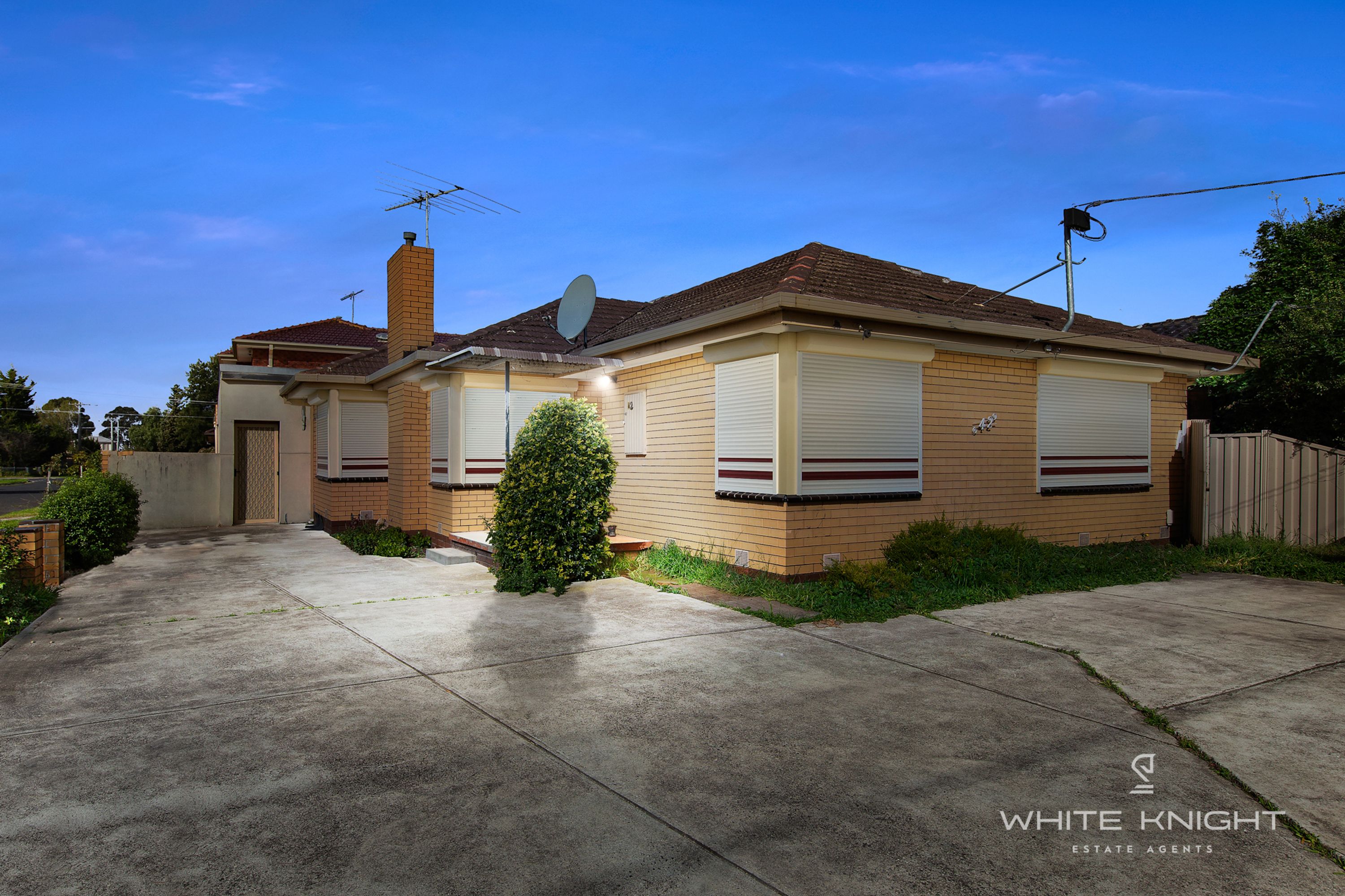 42 Blendon Avenue, St Albans VIC 3021, St Albans - Thumbnail 2