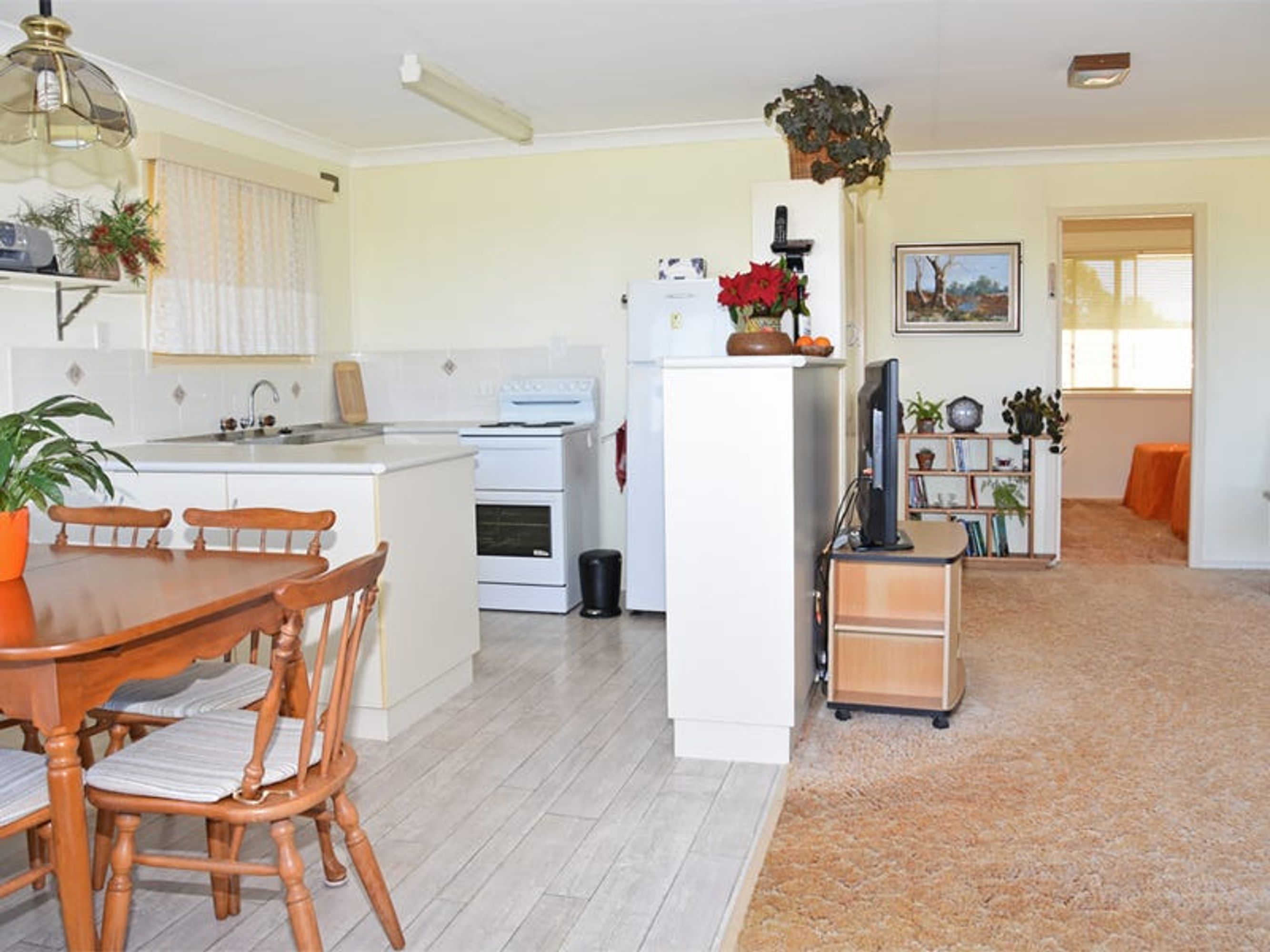 18-20 Ridge Lane, Lawrence - Thumbnail 6