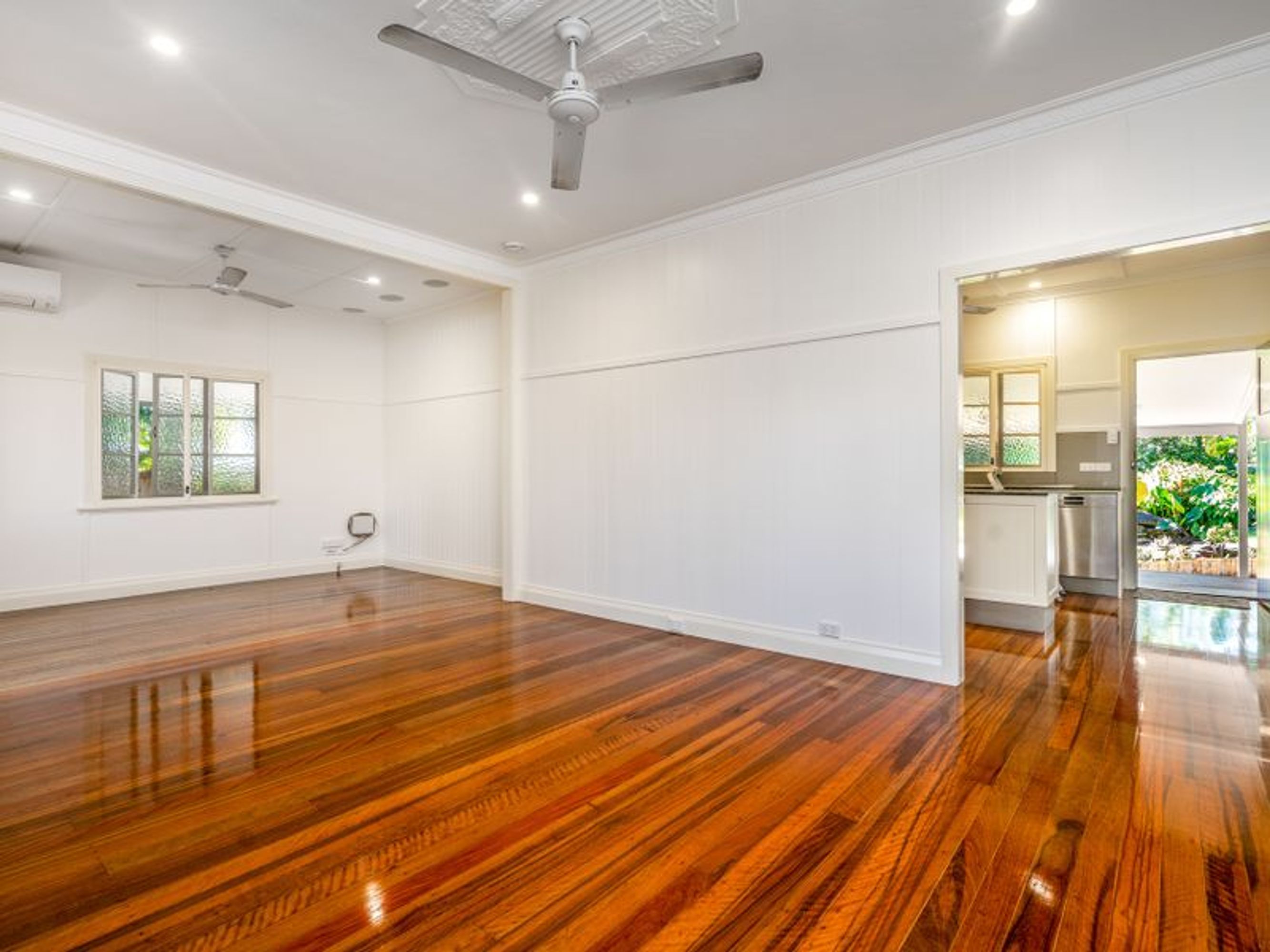 18 Chaplain Avenue, Manunda, QLD 4870, Manunda - Thumbnail 4