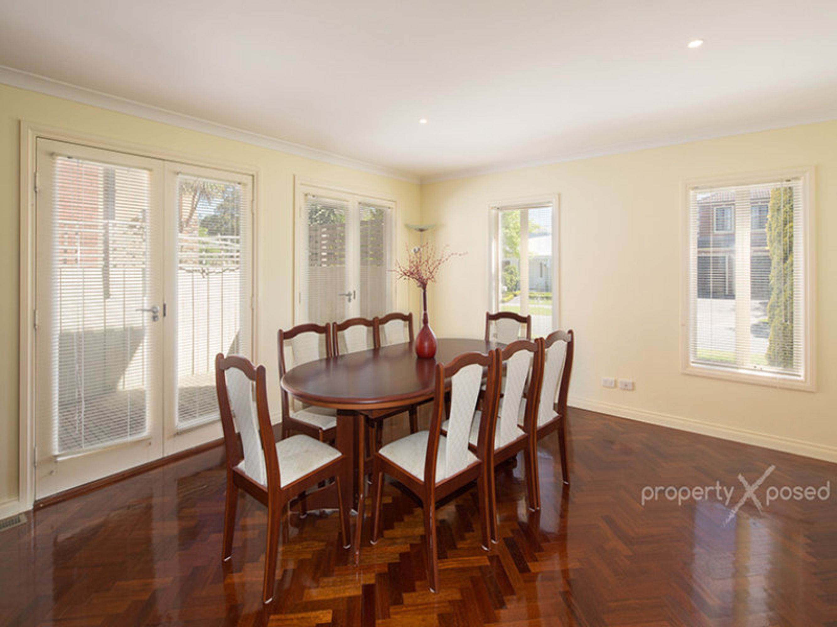 10 Jolimont Place, Dingley Village - Thumbnail 5