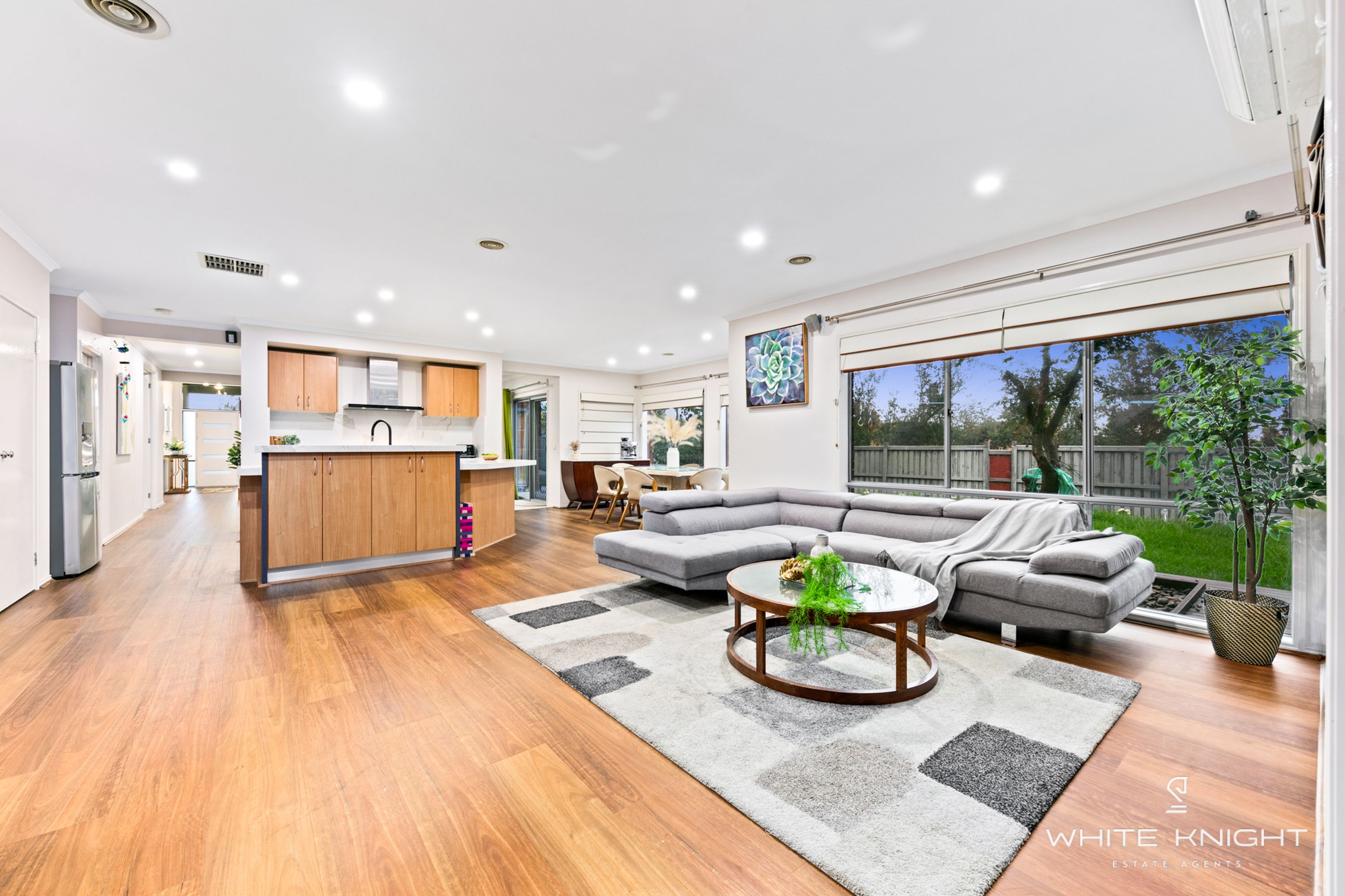 7 Gill Place, Caroline Springs VIC 3023, Caroline Springs - Thumbnail 3