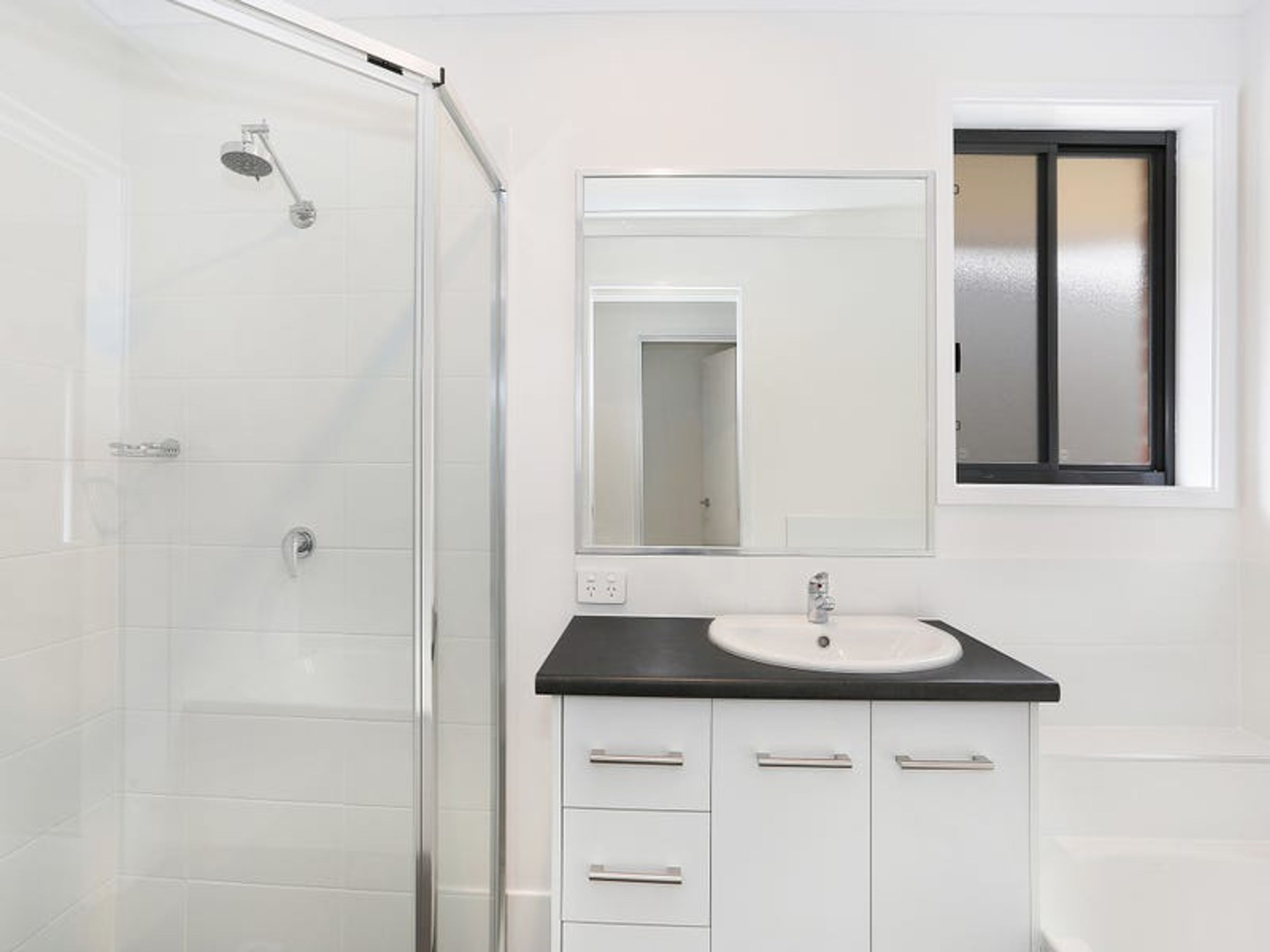 10 Bryce Crescent, Lawrence - Thumbnail 8