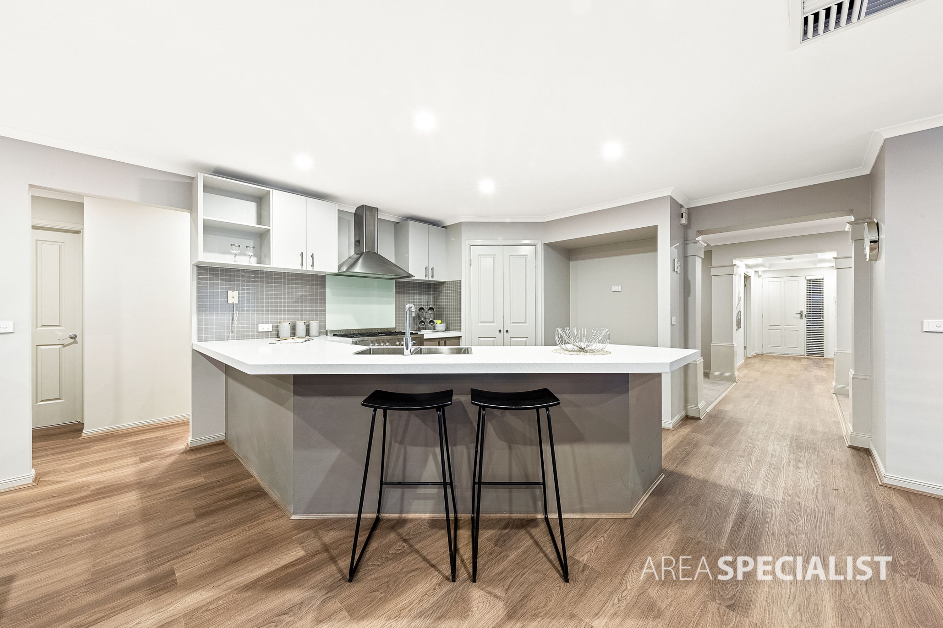29 Nullarbor Place, Caroline Springs VIC 3023, Caroline Springs - Thumbnail 3