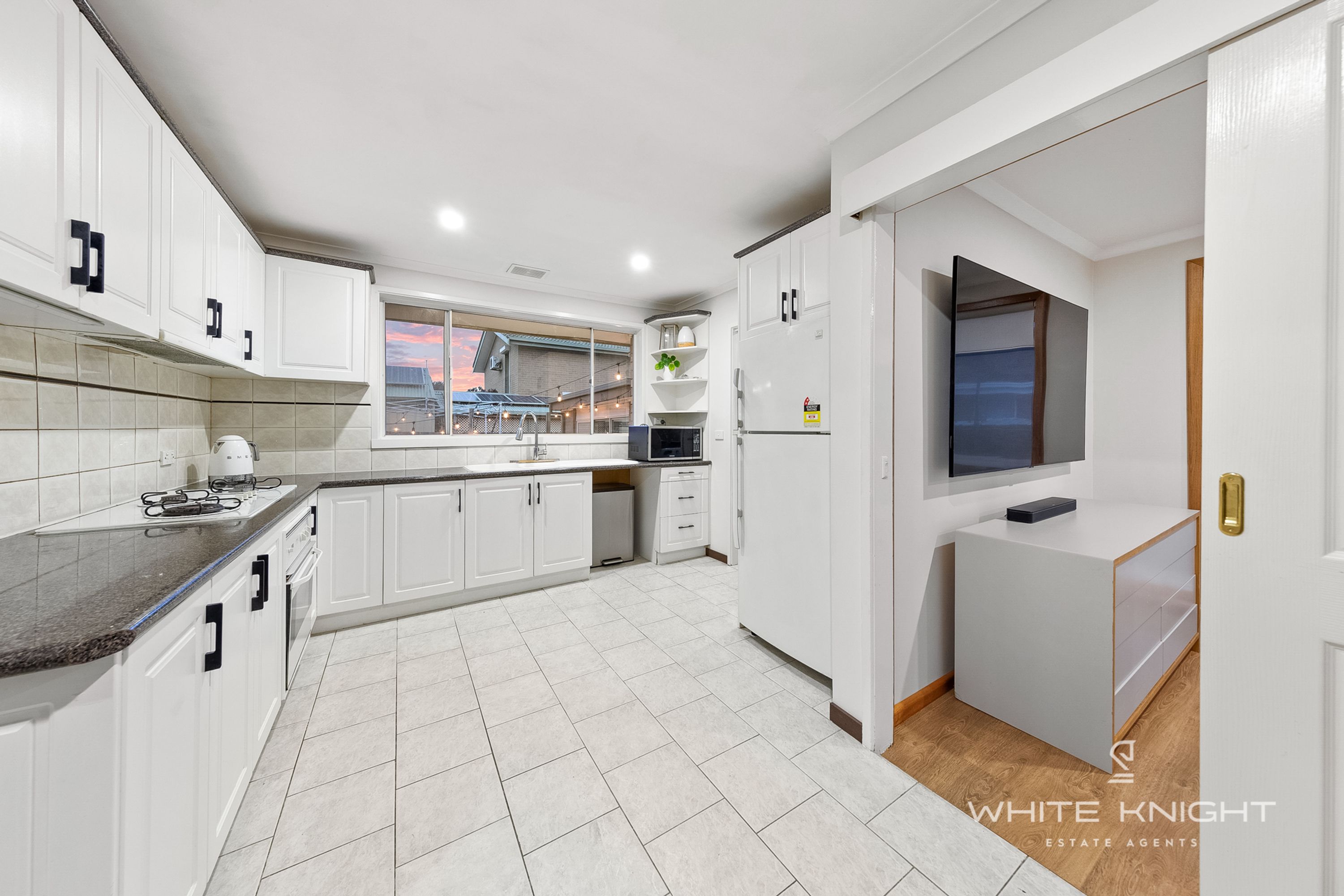65 Grevillea Road, Kings Park VIC 3021, Kings Park - Thumbnail 5