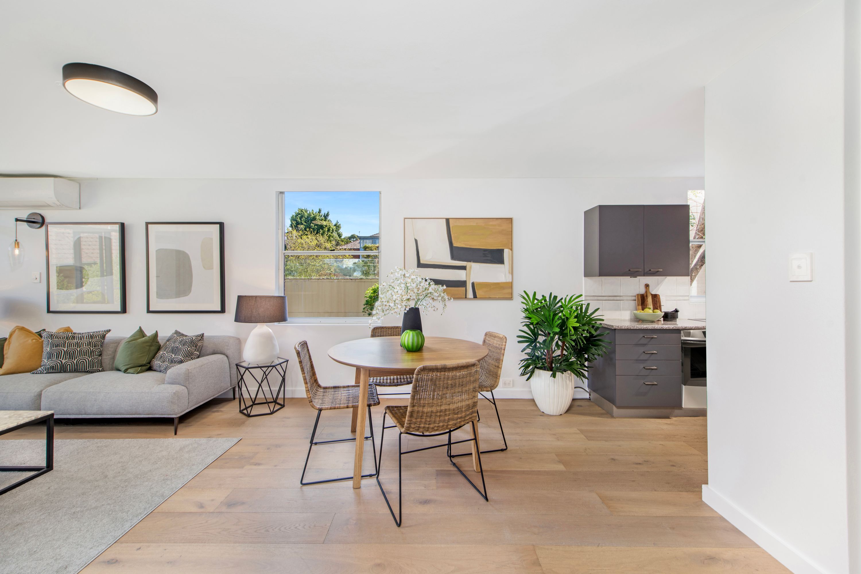 2/7 Lambert Street, Cammeray - Thumbnail 3
