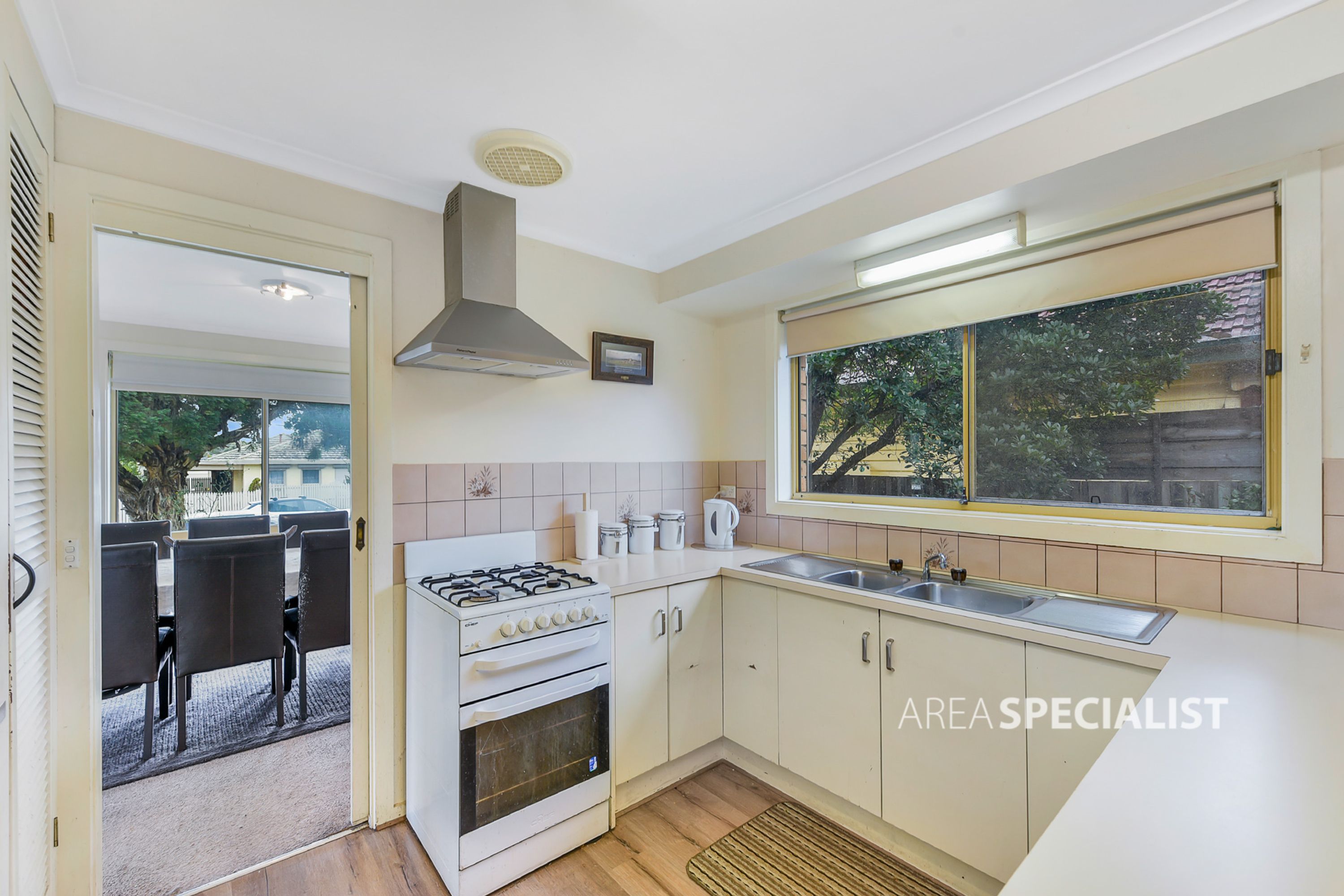32 Bruce Street, Cranbourne, Cranbourne - Thumbnail 5