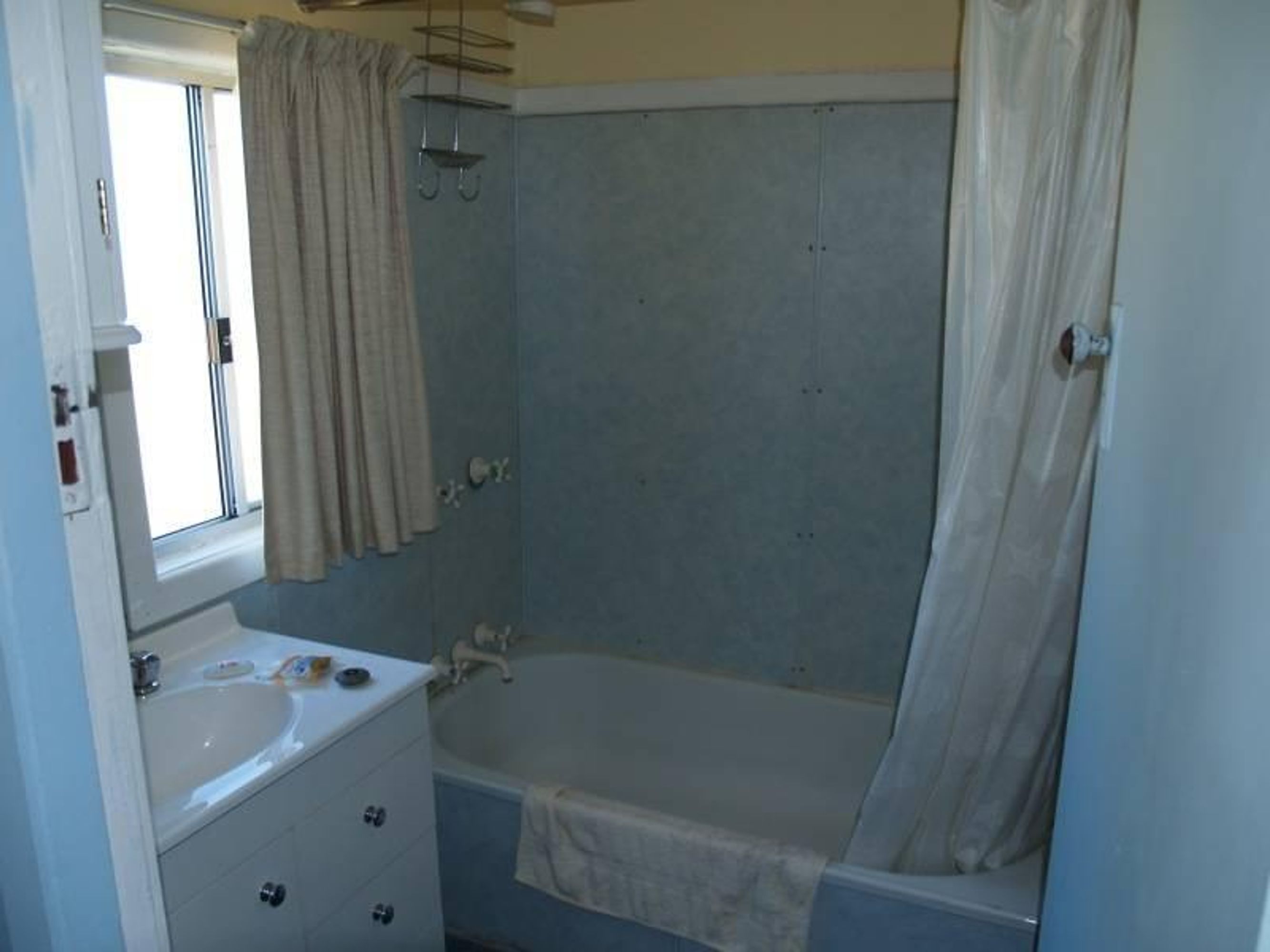 6 Ogilvie Street, Junction Hill - Thumbnail 4