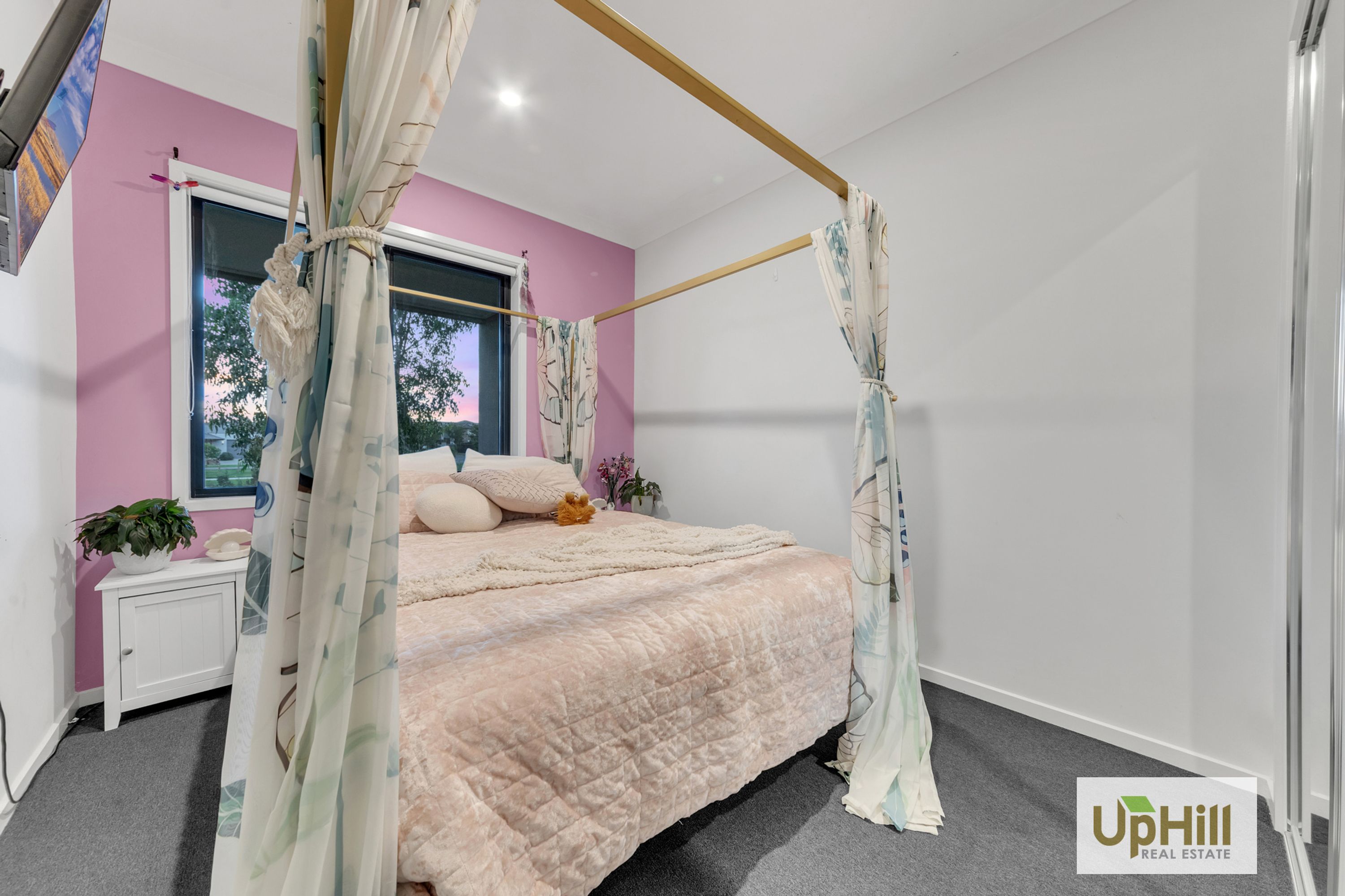 4 Coorabulka Walk, Clyde North - Thumbnail 4