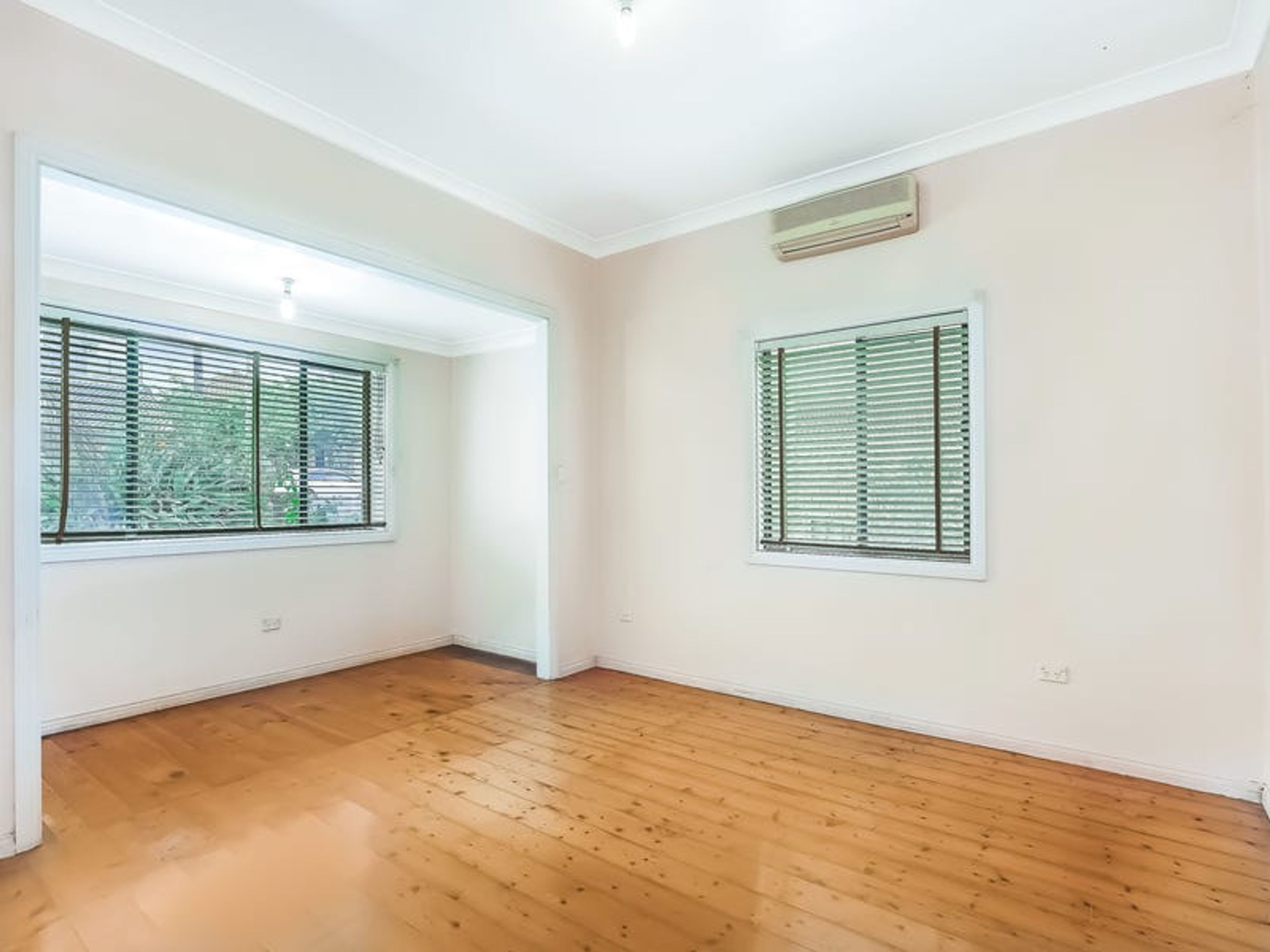 42 Myers Street, Roselands, NSW 2196, Roselands - Thumbnail 6