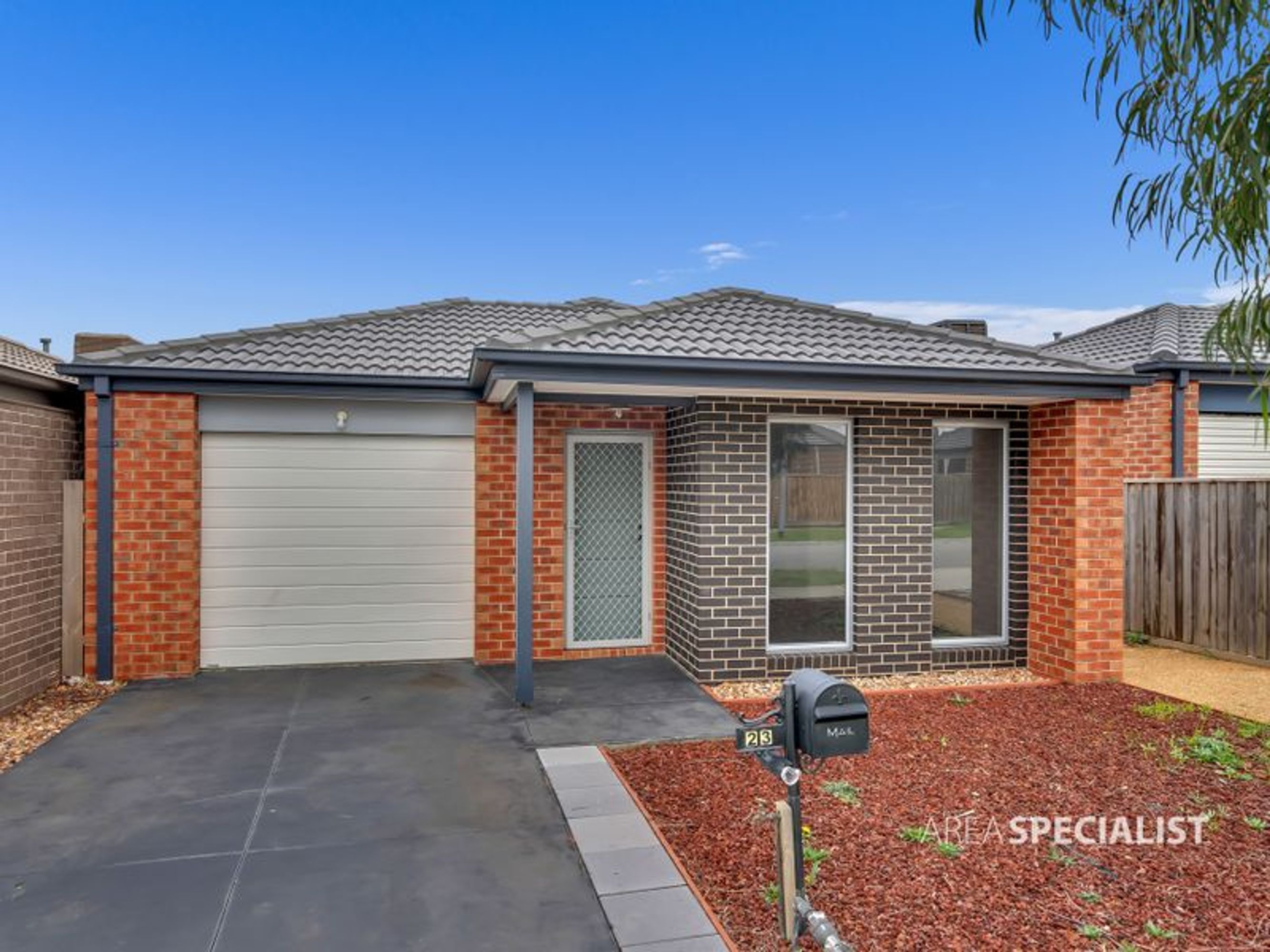 23 Braestar Street, Cranbourne