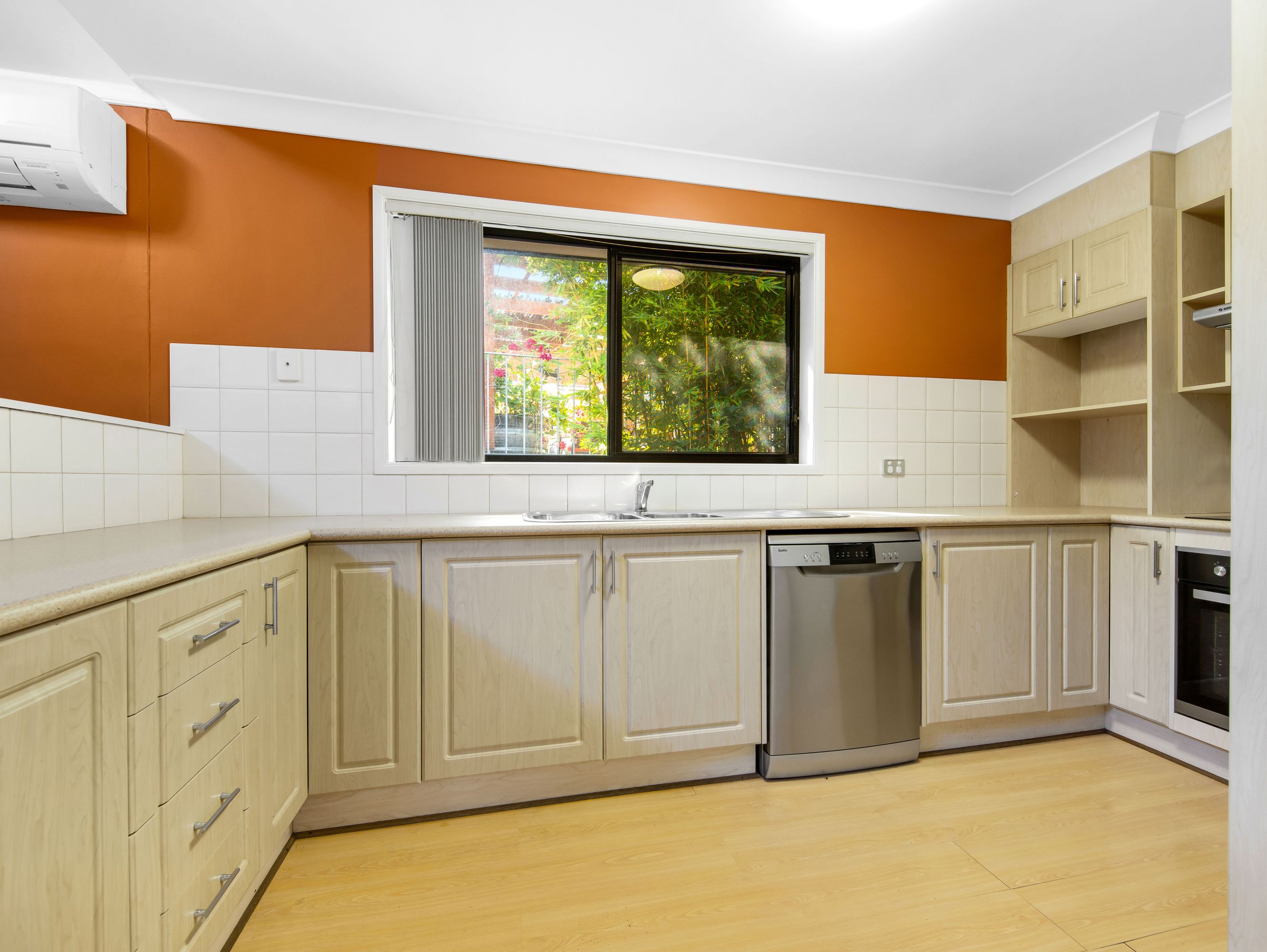 1/304 Beach Road, Batemans Bay - Thumbnail 5