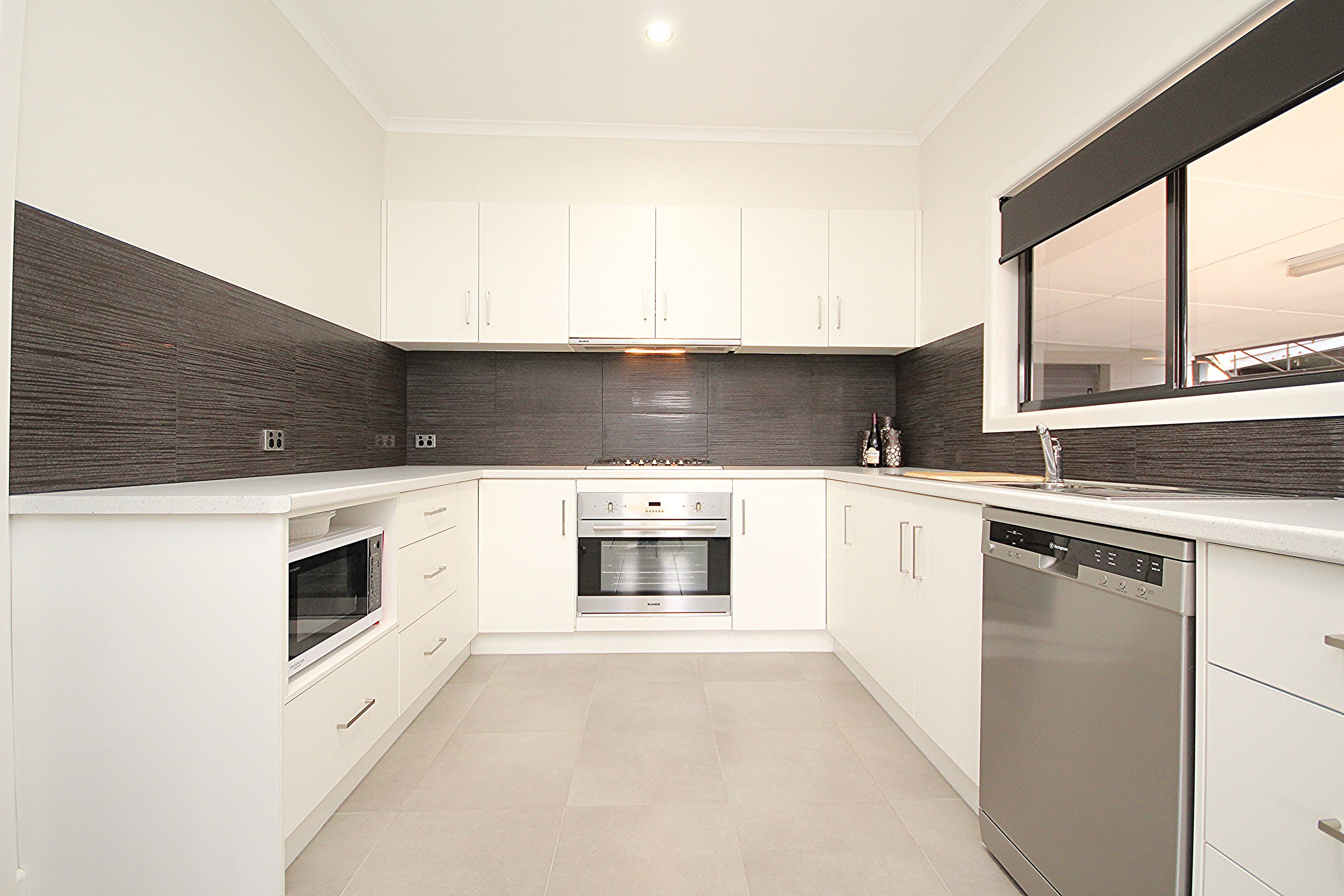 16 Iris Street, Horsham VIC 3400, Horsham - Thumbnail 6