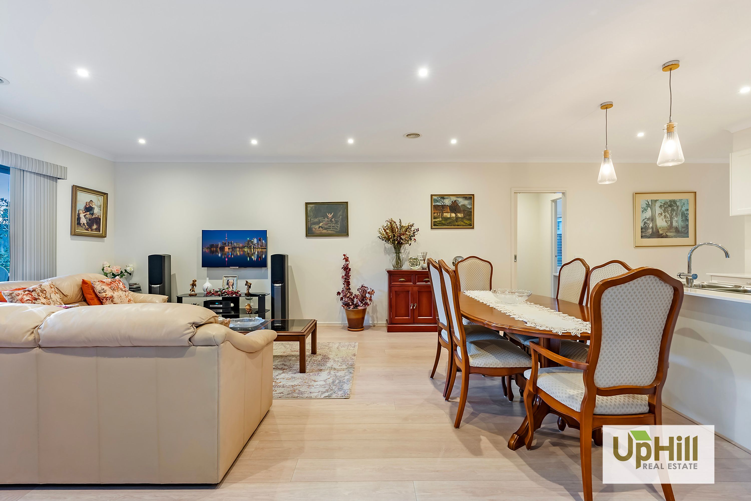 64 Como Parade, Clyde North - Thumbnail 8