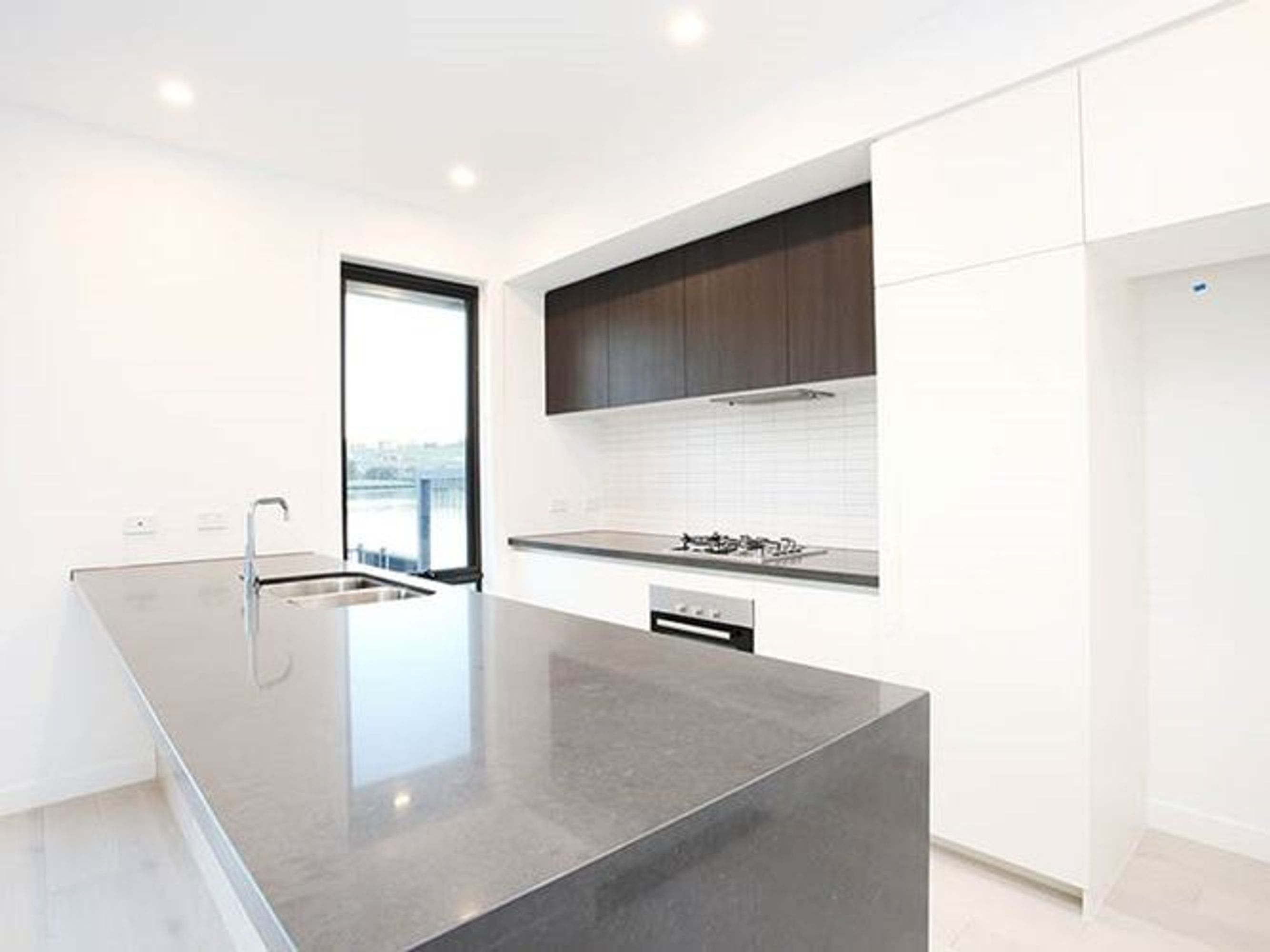 8 Boardwalk Place, Keilor East - Thumbnail 5
