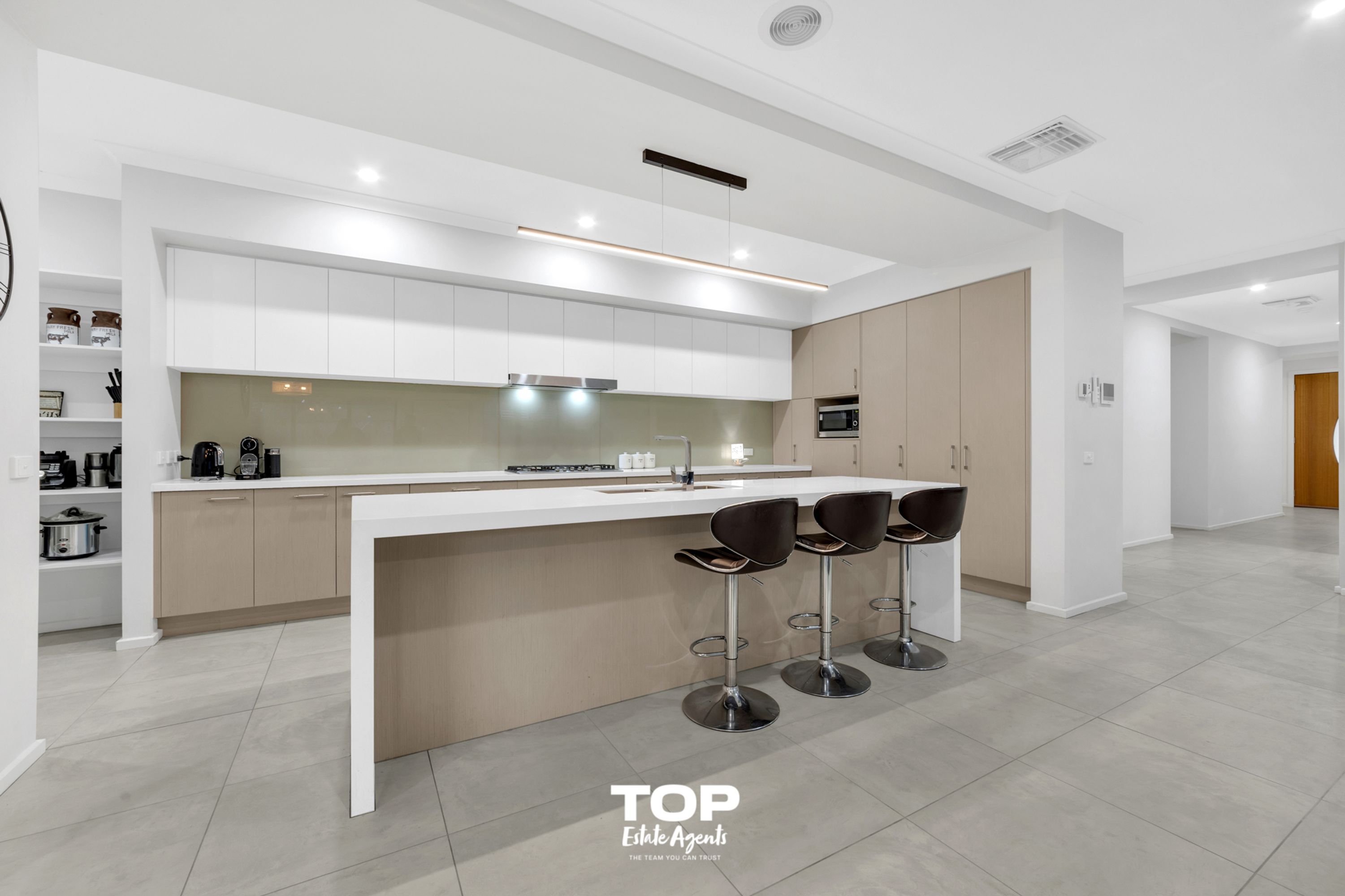 82 Rossiter Retreat, Cranbourne North - Thumbnail 6