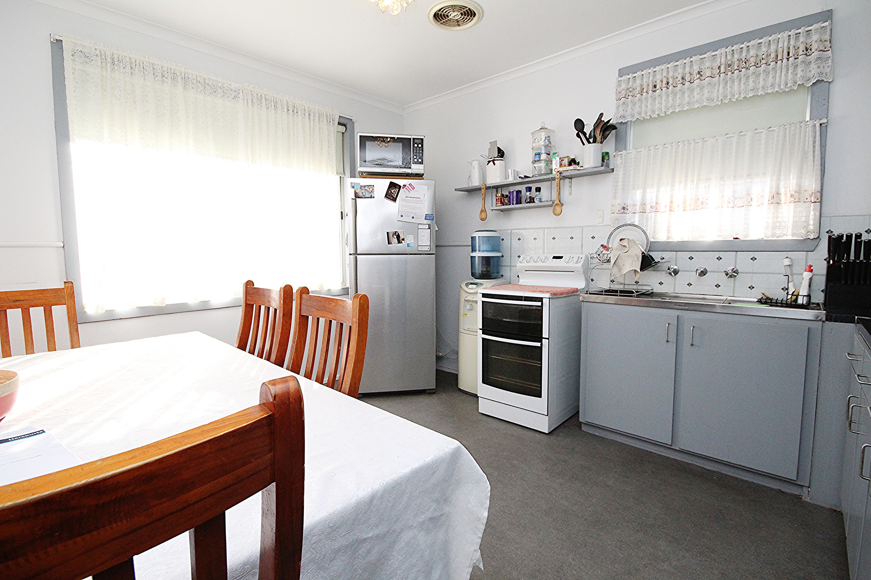 10 Hutchesson Street, Horsham VIC 3400, Horsham - Thumbnail 2