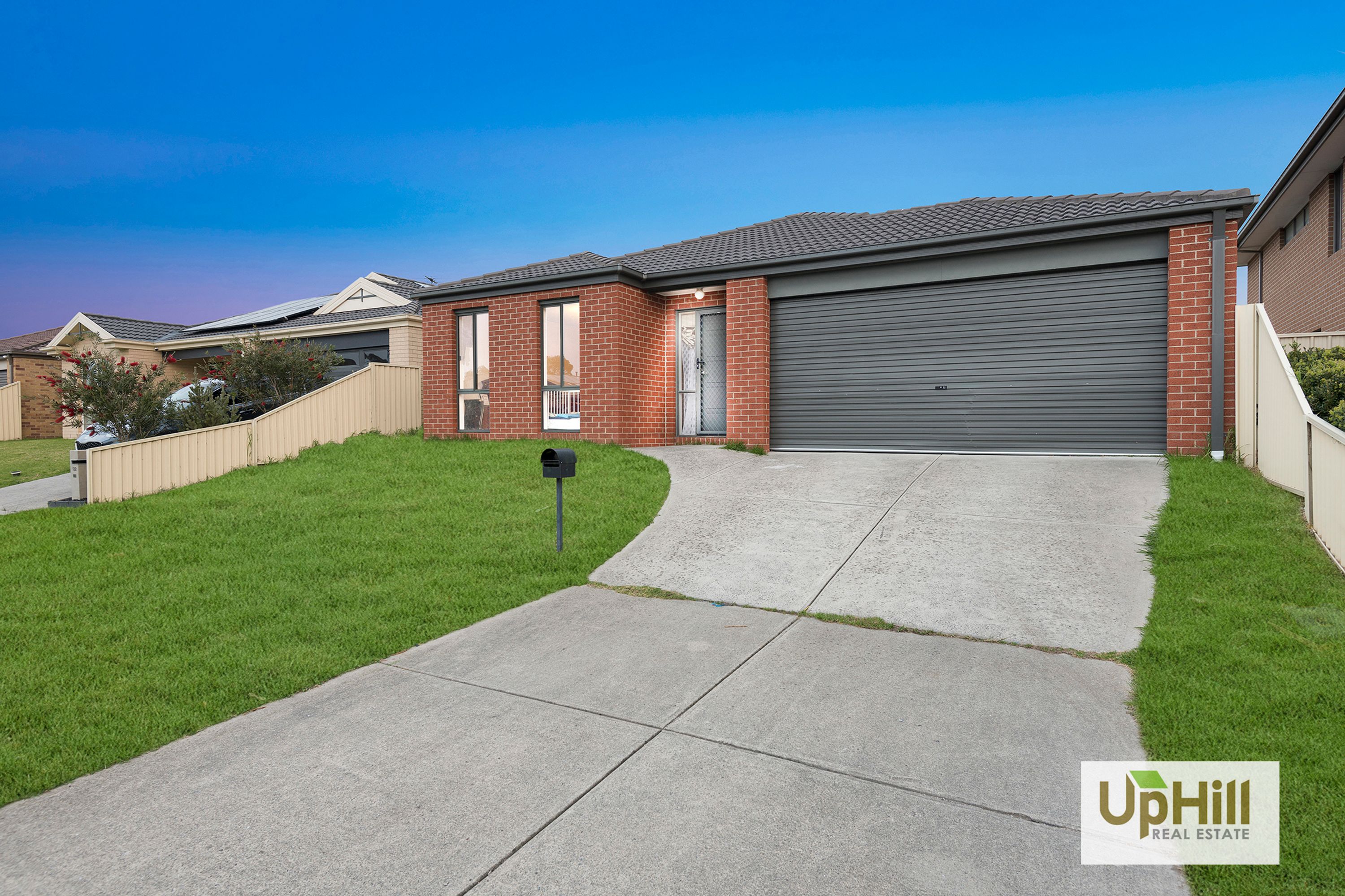 130 Blue Horizons Way, Pakenham - Thumbnail 2