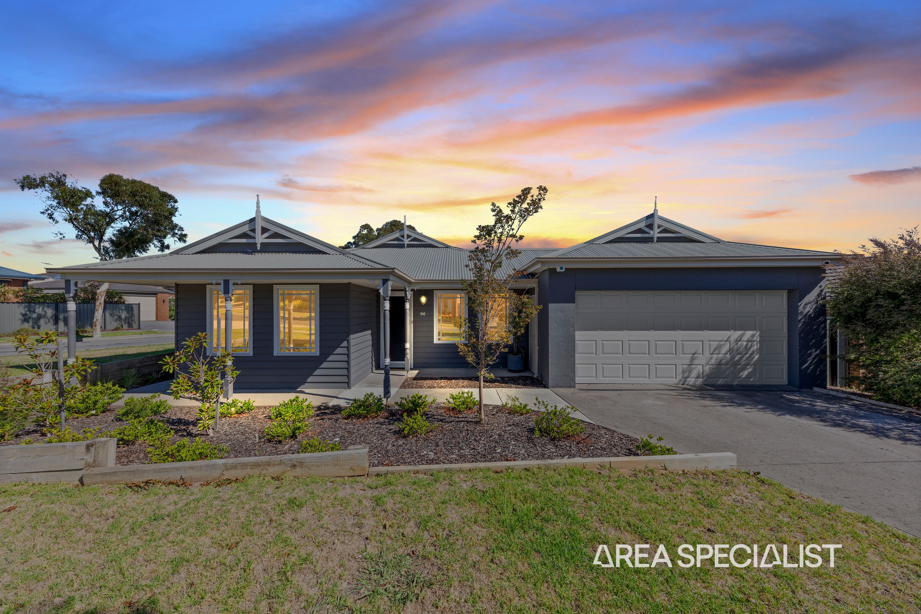 96 Leigh Drive, Pakenham - Thumbnail 2