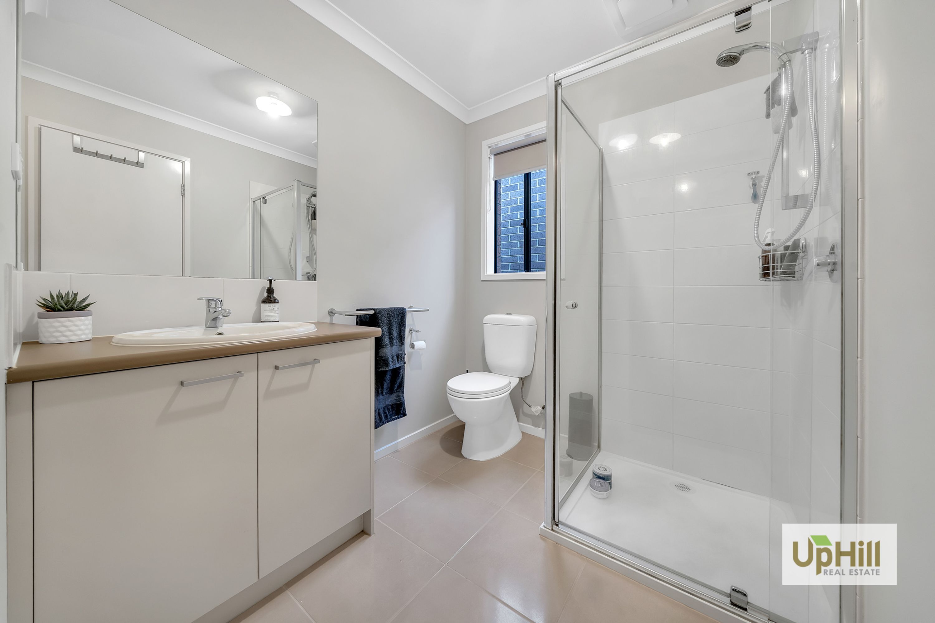 8 Loddon Place, Clyde North - Thumbnail 5