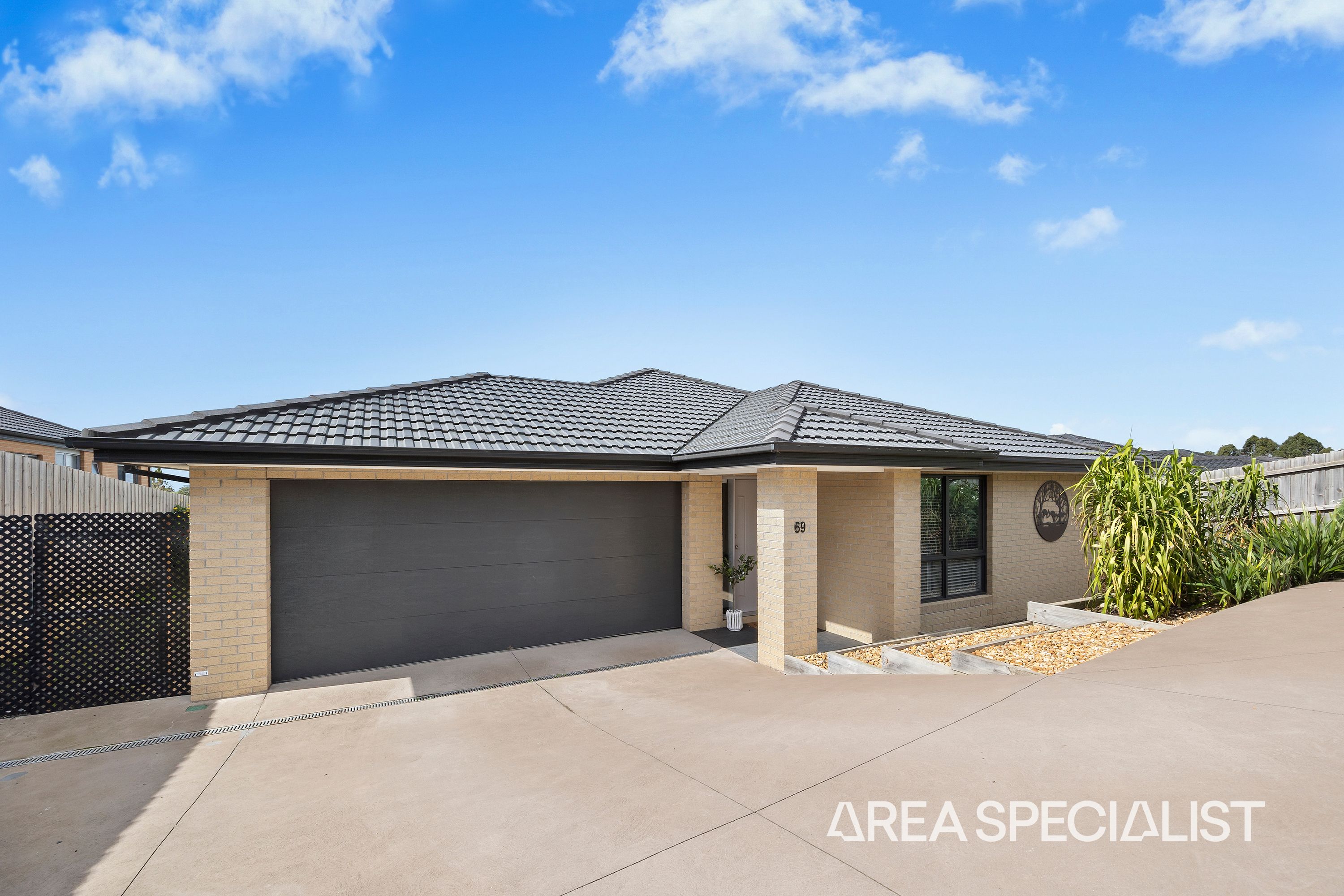 69 Isabella Boulevard, Korumburra - Image 1