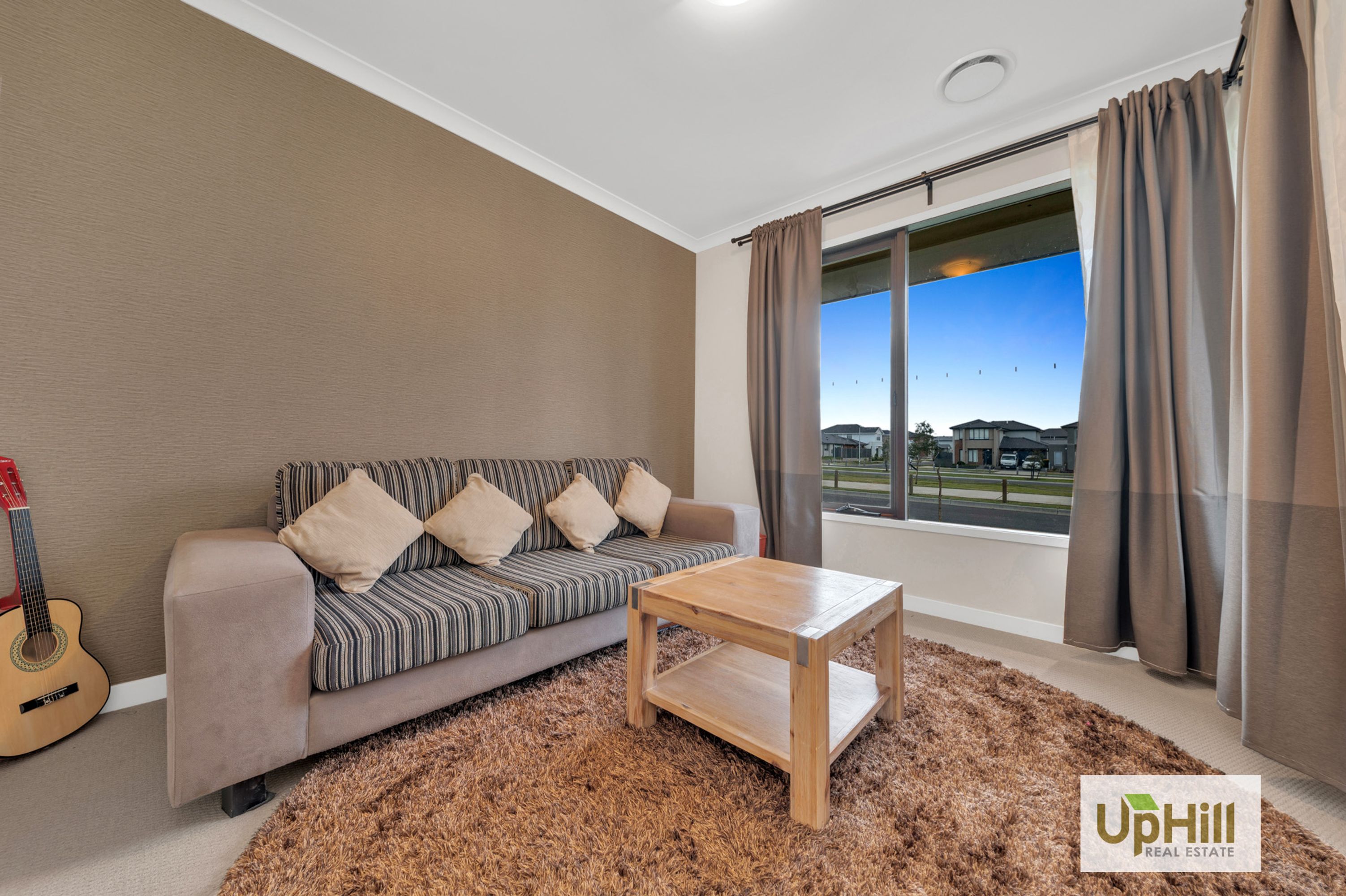 28 Bellhaven Circuit, Clyde North - Thumbnail 3