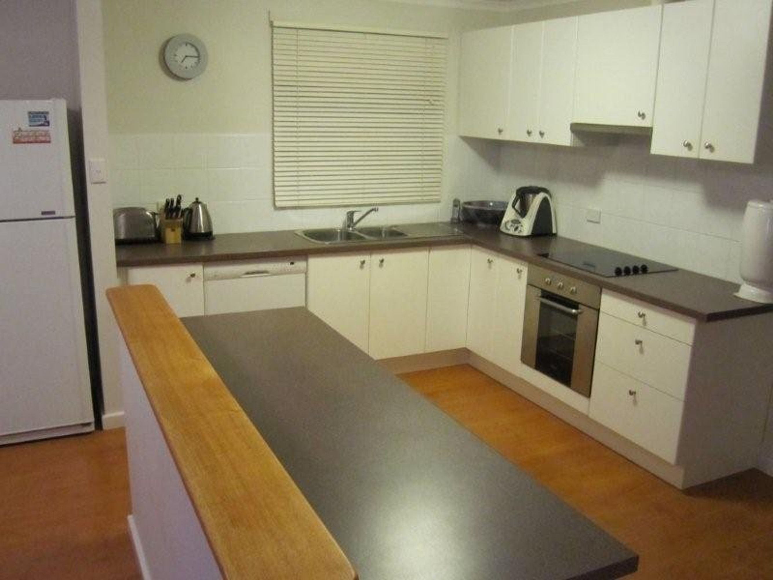 37 Gandawarra Crescent, Newman, Newman - Thumbnail 6