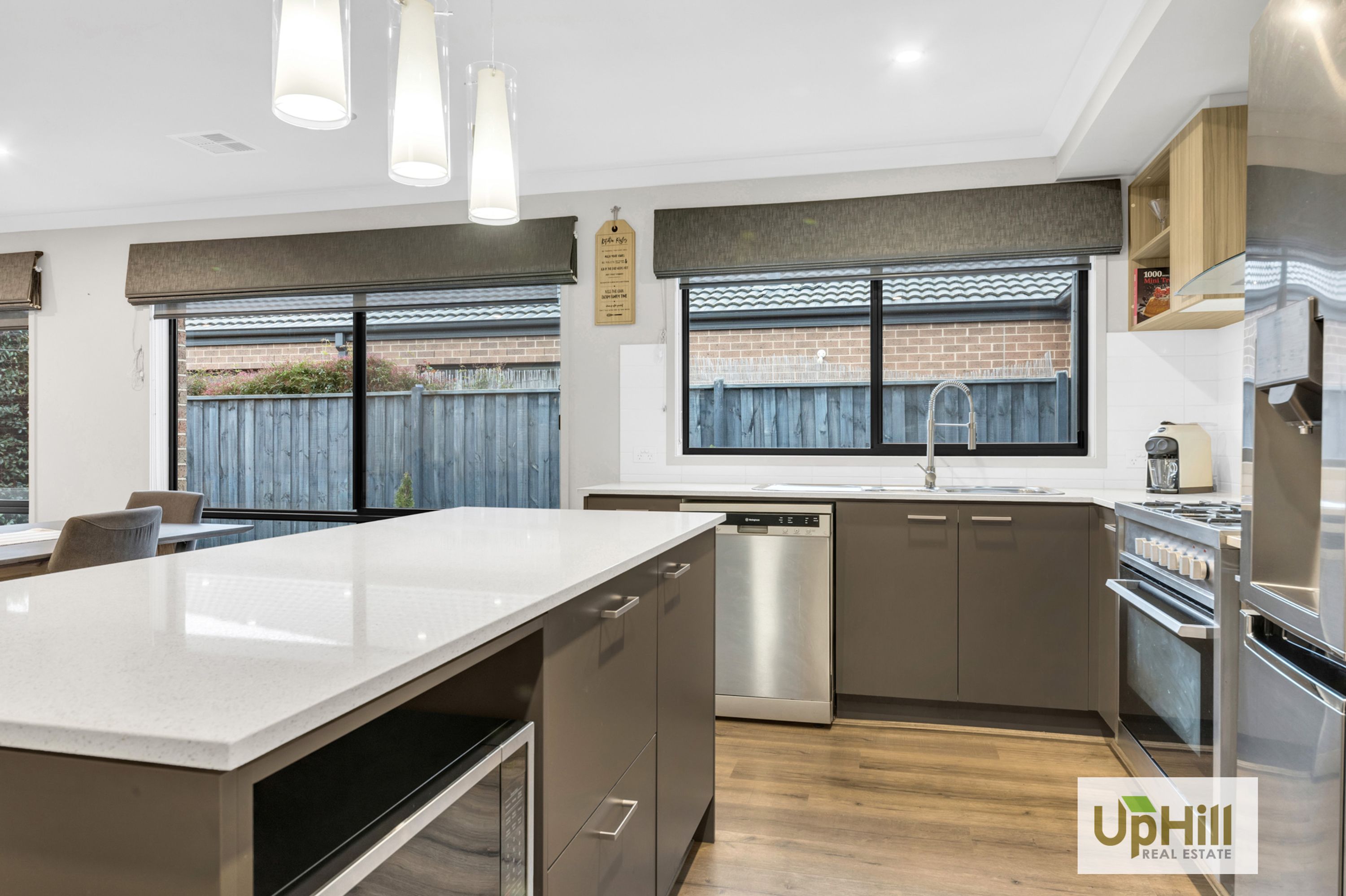 14 Craddock Drive, Clyde North - Thumbnail 7