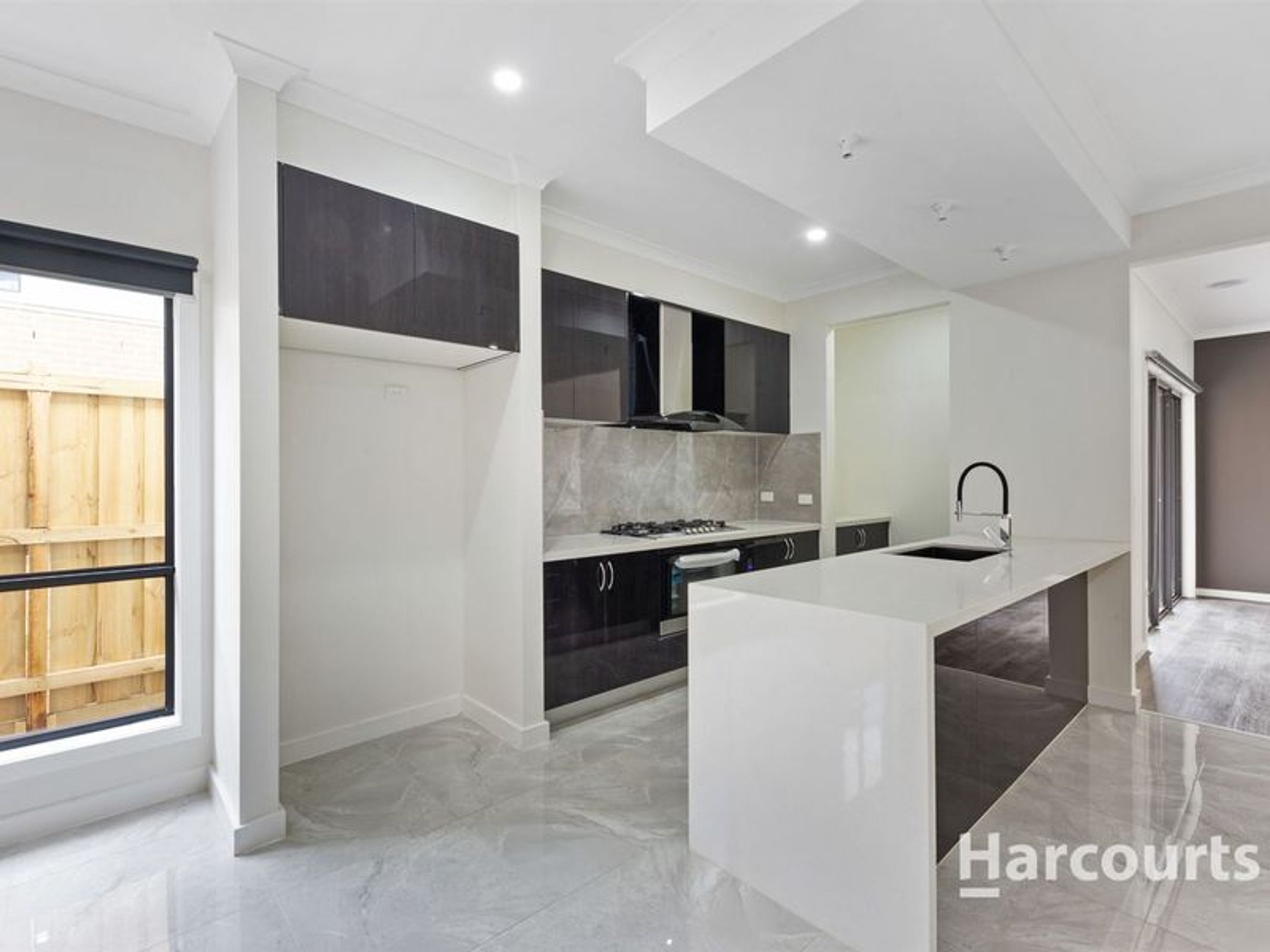 14 Lagoon Drive, Aintree, Aintree - Thumbnail 5
