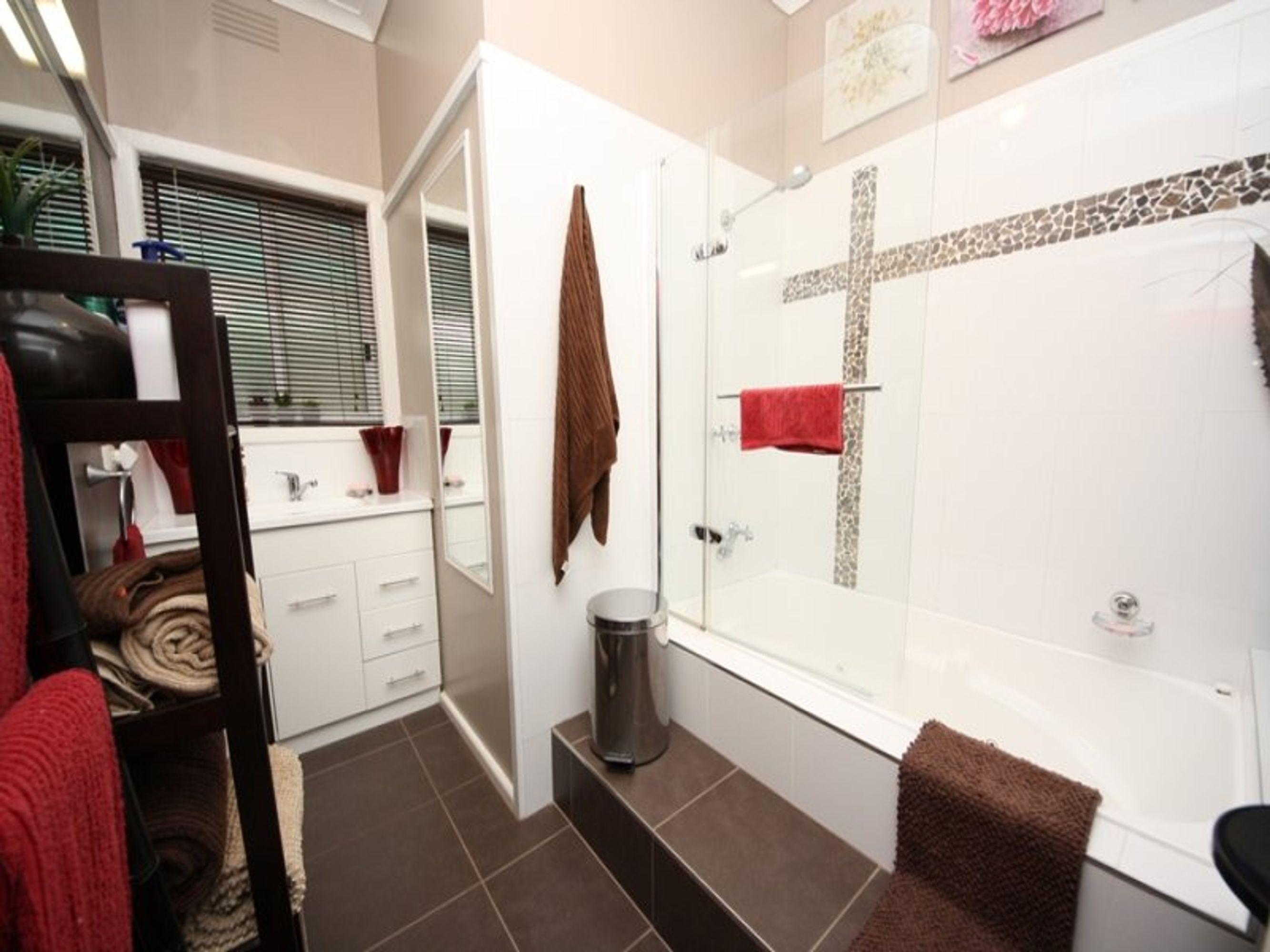 11 Searle Street, Horsham VIC 3400, Horsham - Thumbnail 7