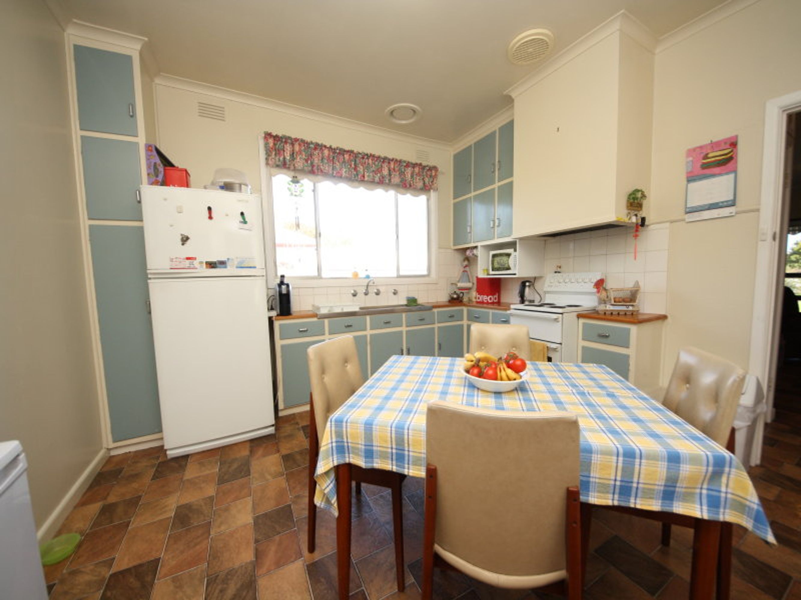 19 Francis Street, Horsham VIC 3400, Horsham - Thumbnail 2
