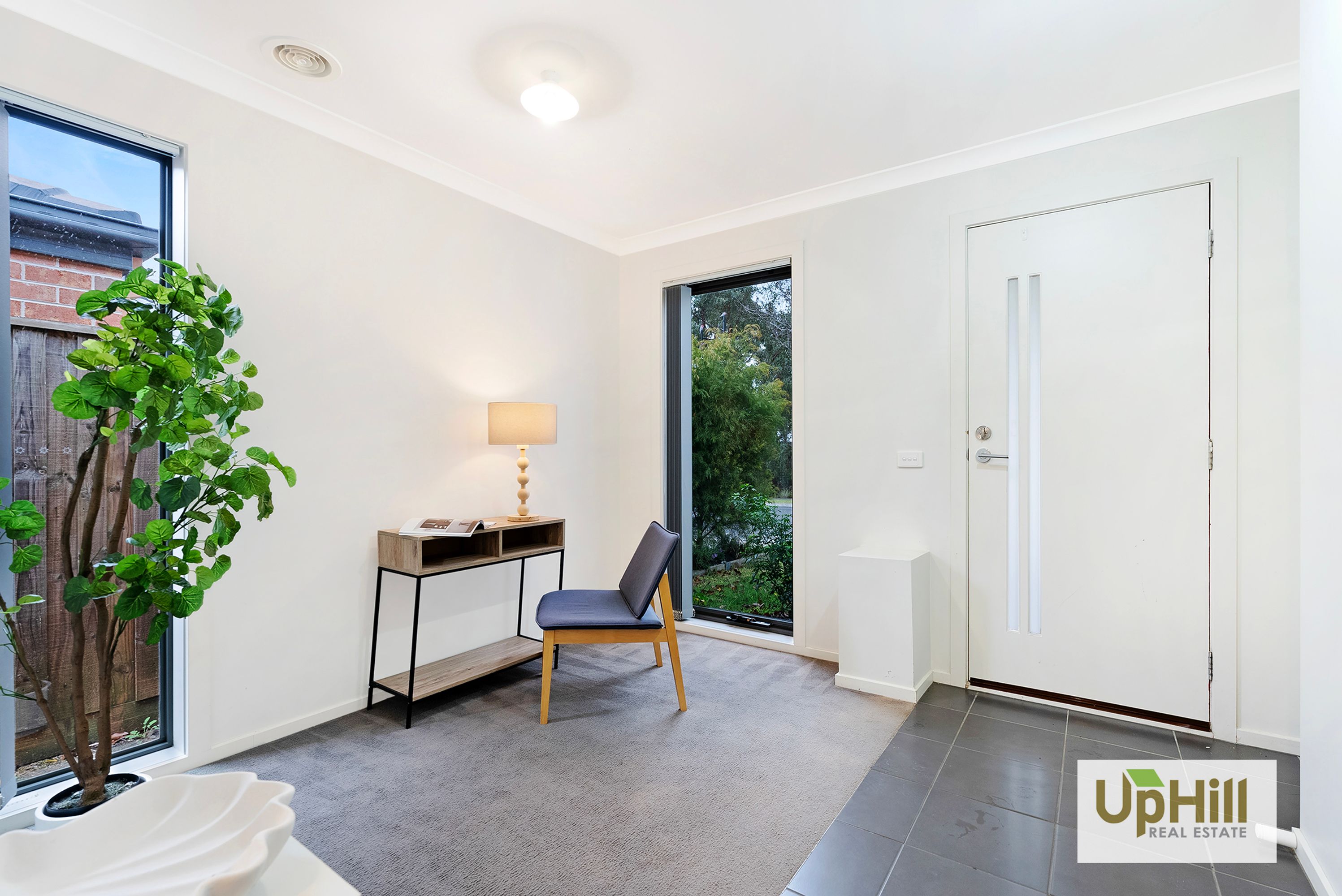42 Algerd Way, Pakenham - Thumbnail 2