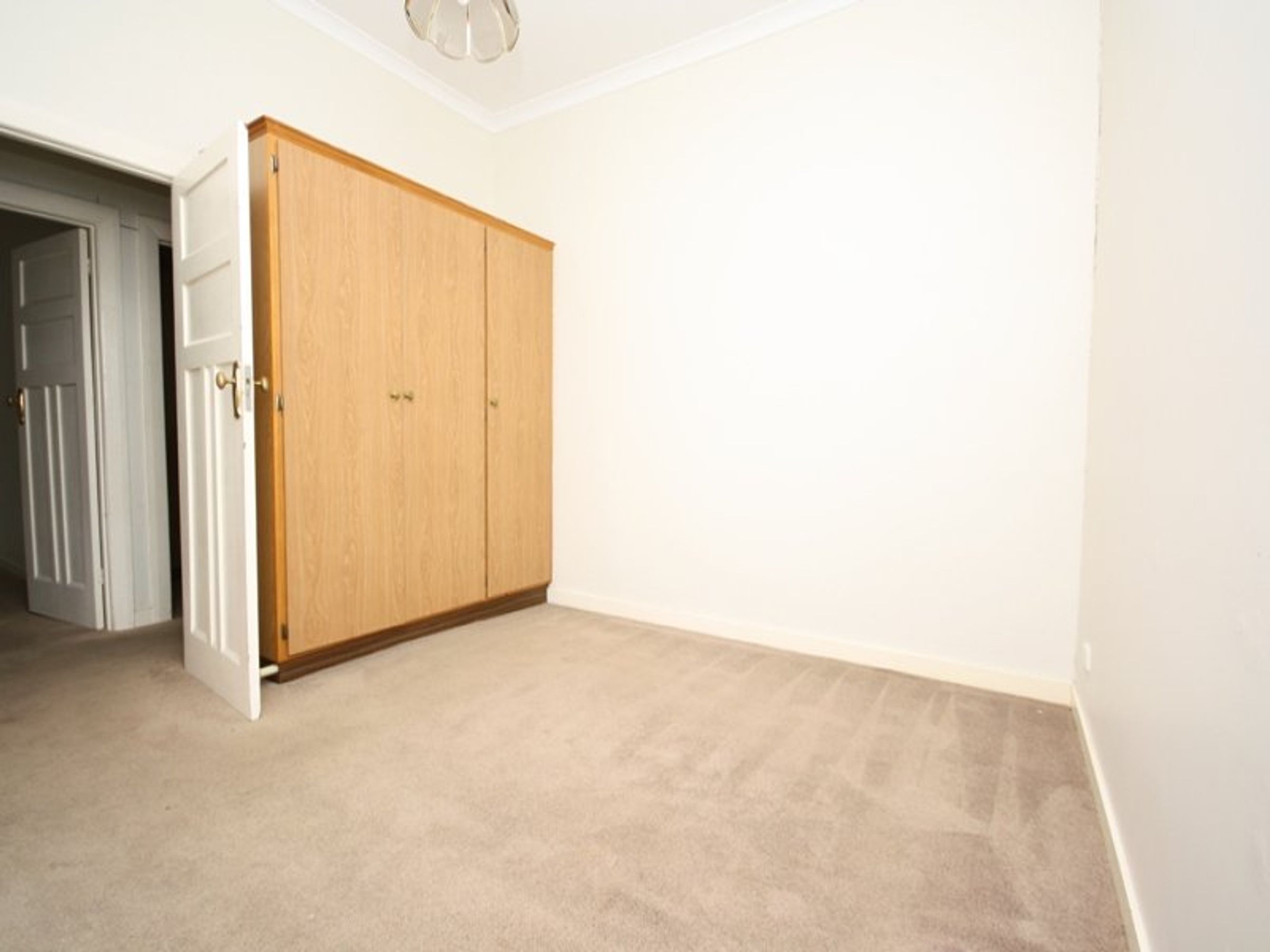 11 Frederick Street, Horsham VIC 3400, Horsham - Thumbnail 3