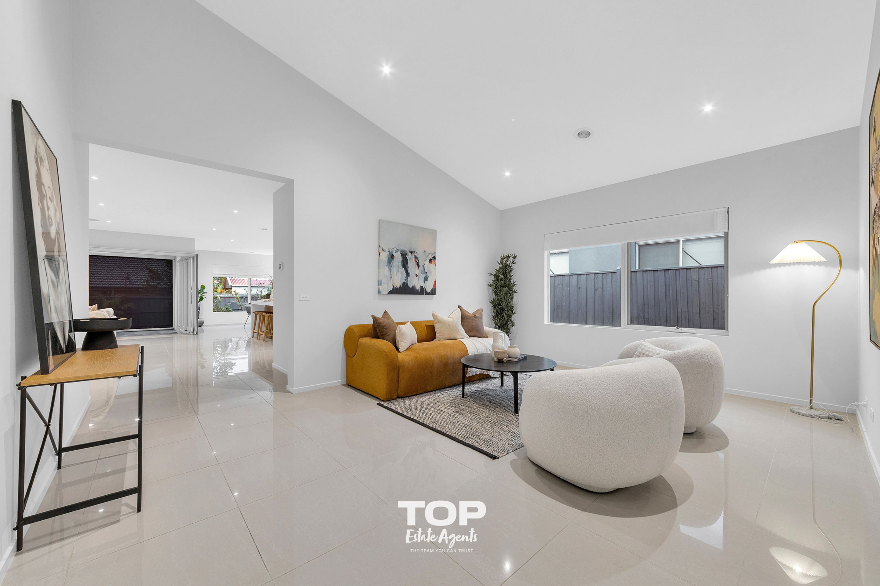 7 Bronson Circuit, Cranbourne North - Thumbnail 5
