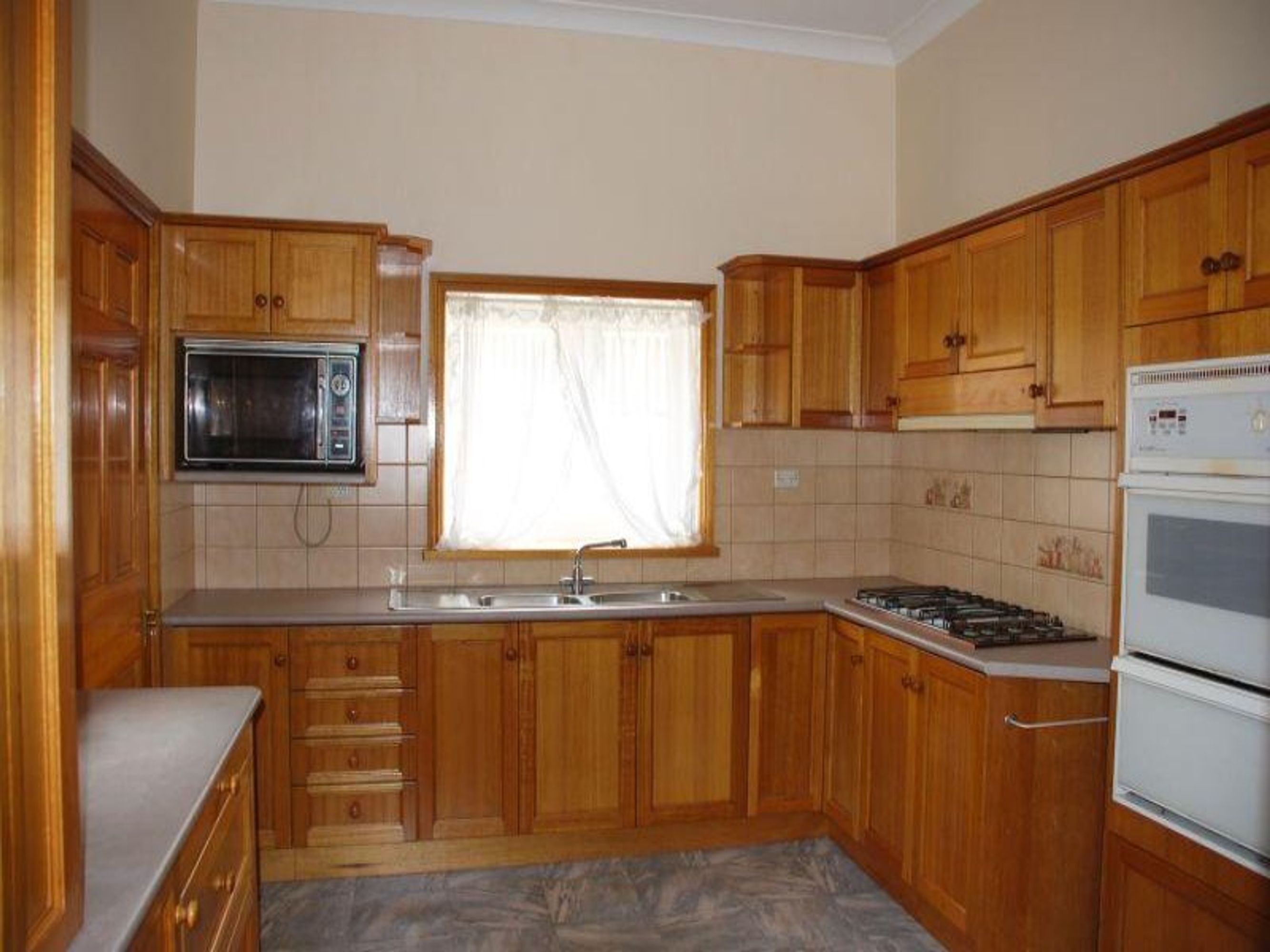 4 Emily St, Katoomba - Thumbnail 2