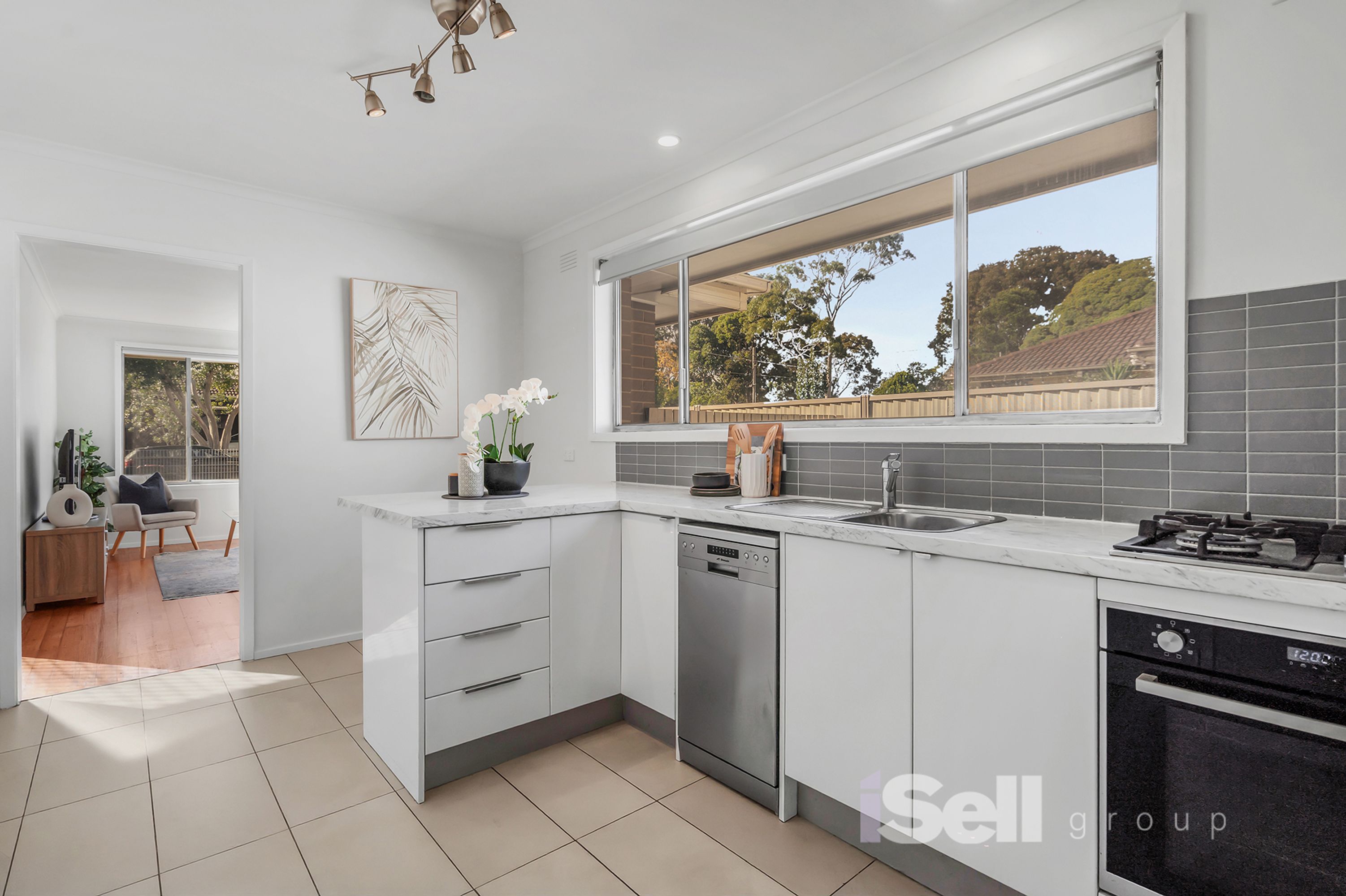 2/20 Erica Street, Springvale - Thumbnail 4