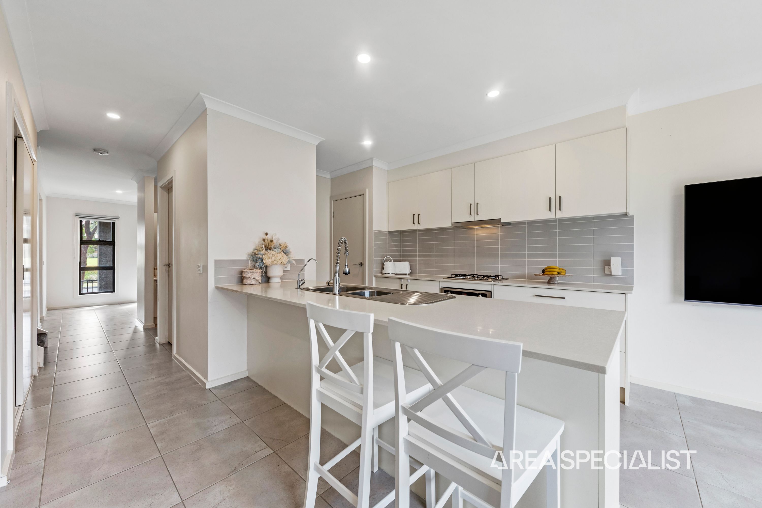 32 Armidale Drive, Pakenham - Thumbnail 5