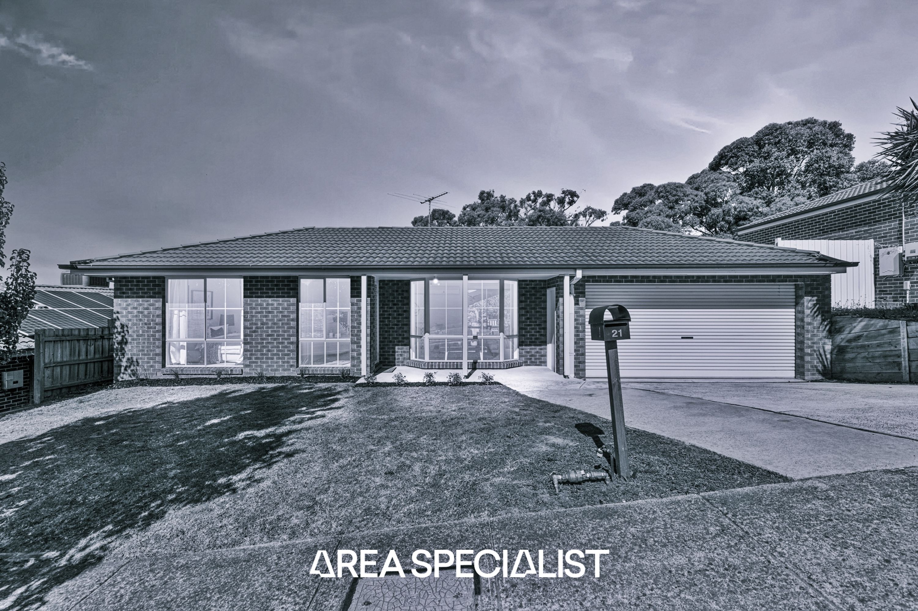 21 Ash Crescent, Pakenham - Image 1