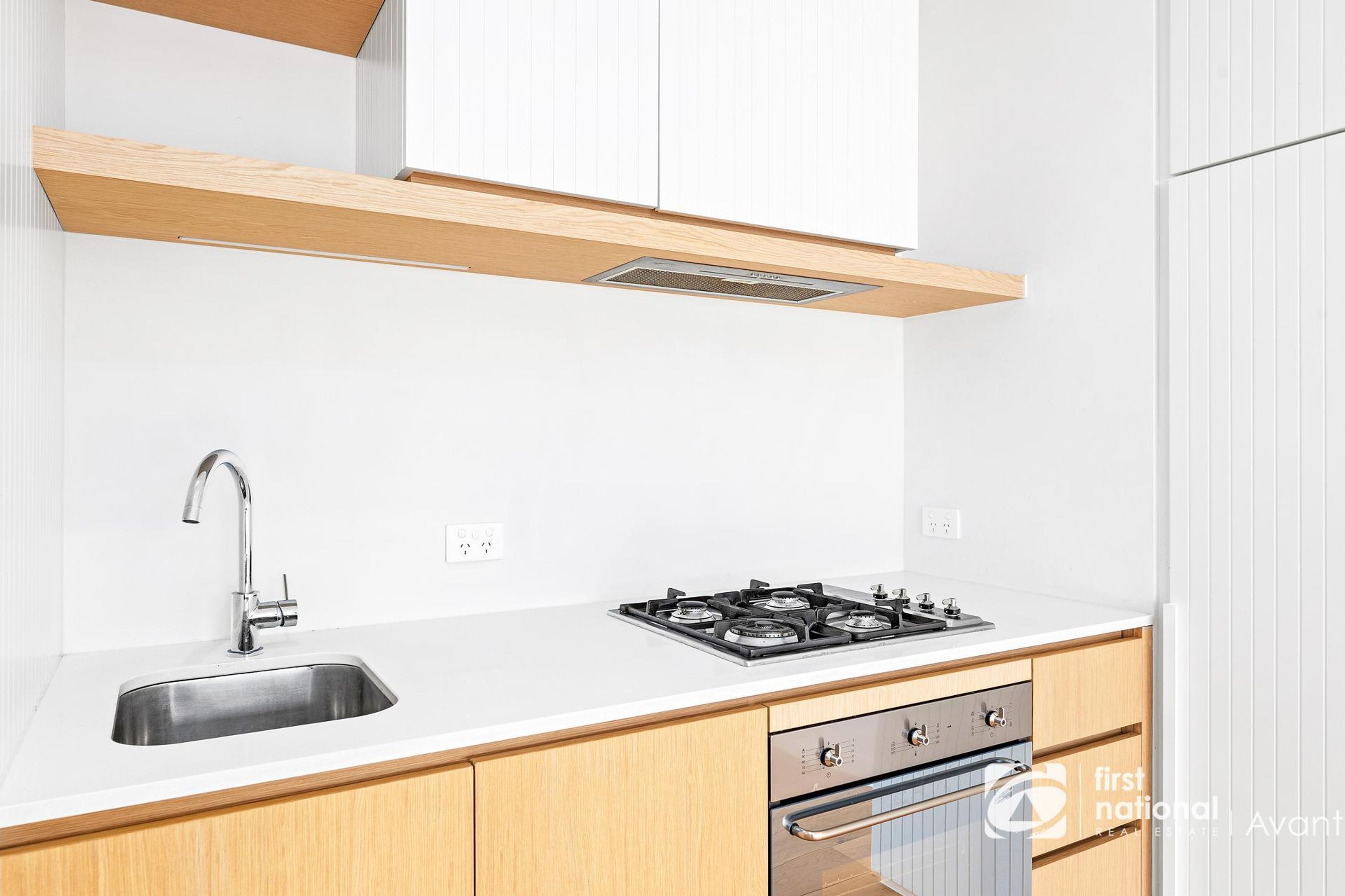 F137/11 Bond Street, Caulfield North - Thumbnail 4