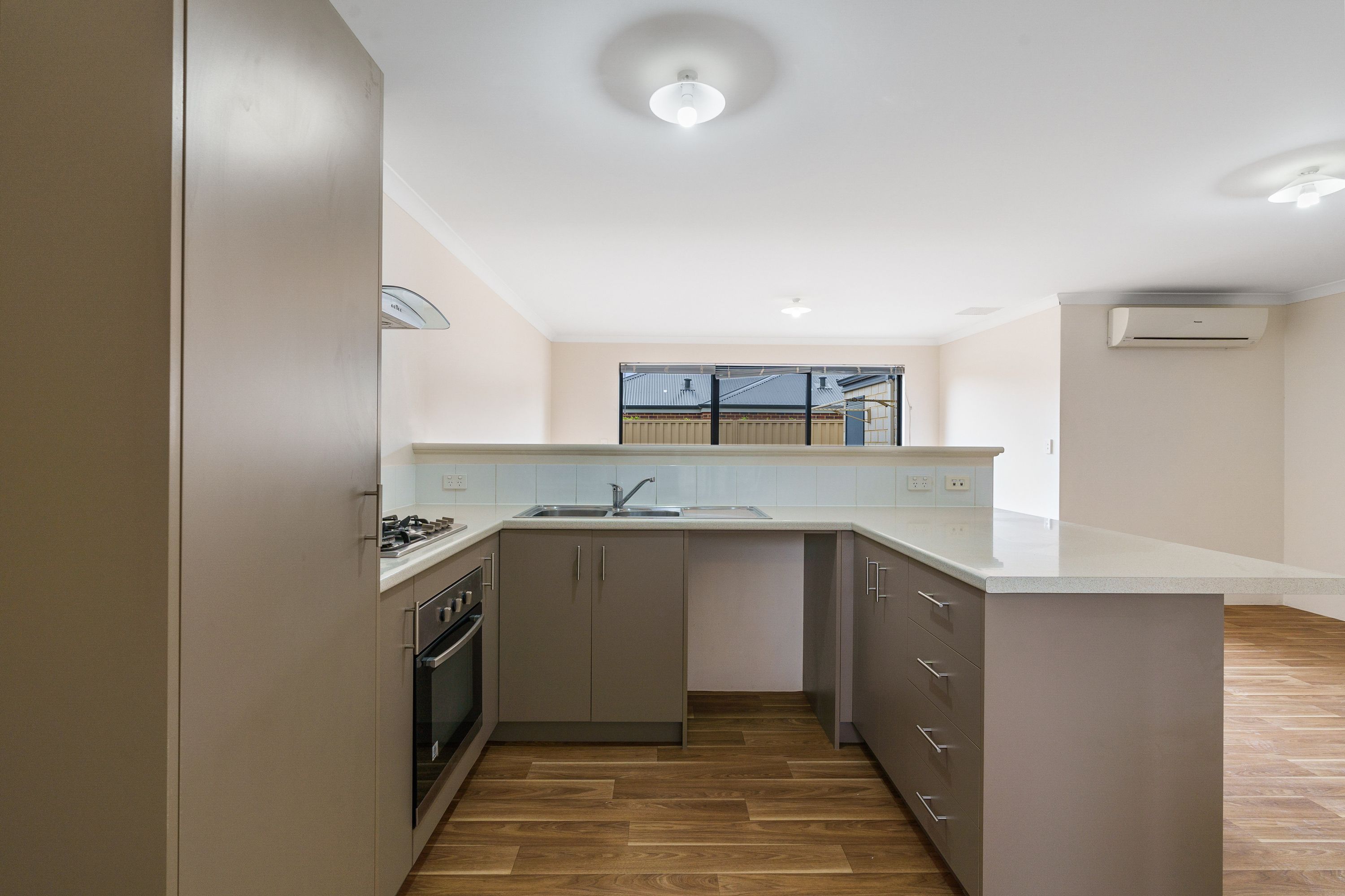 30A Foster Road, Kelmscott - Thumbnail 6