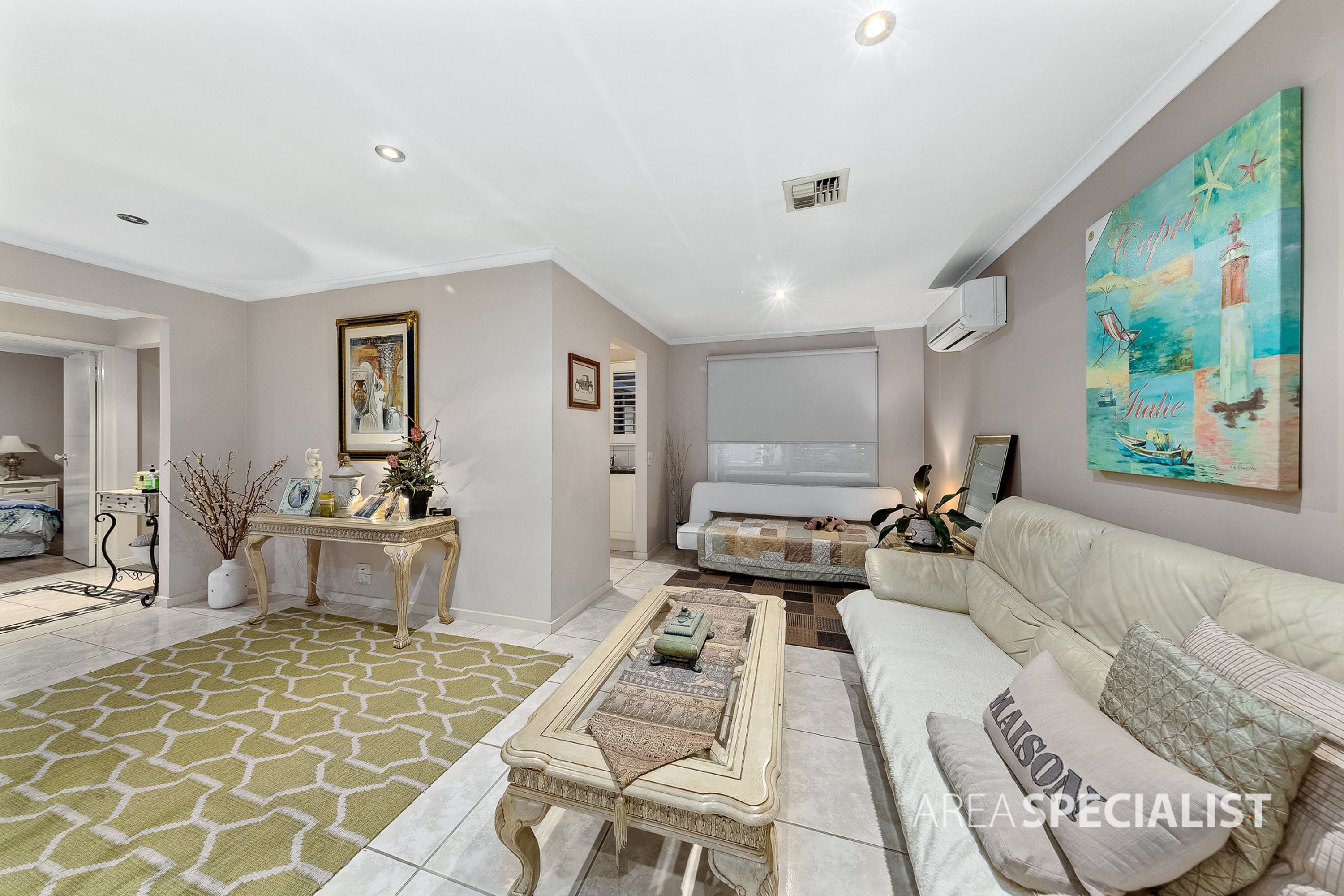 24 Boston Crescent, Keilor Downs VIC 3038, Keilor Downs - Thumbnail 3