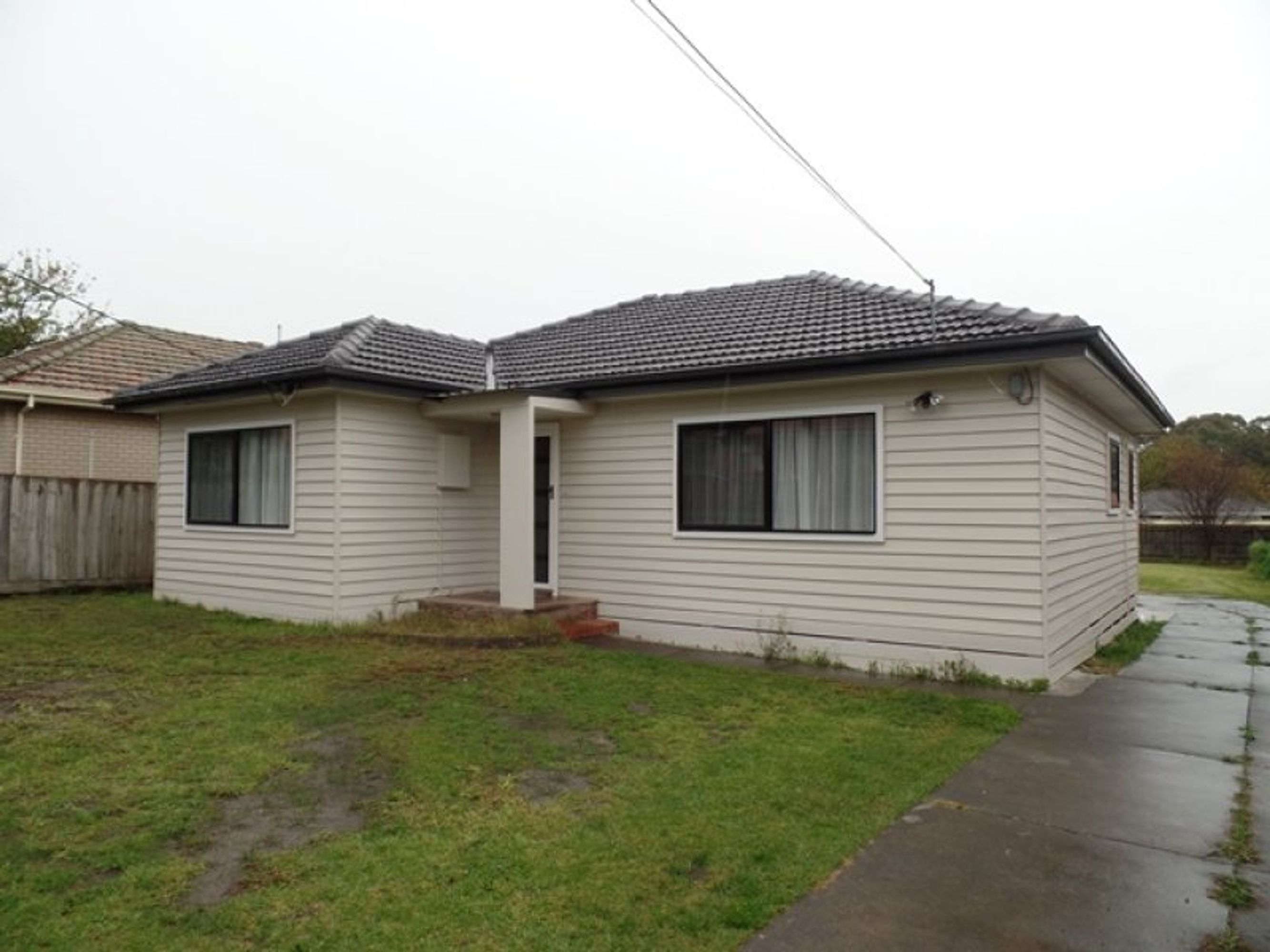 10 Lenore Street